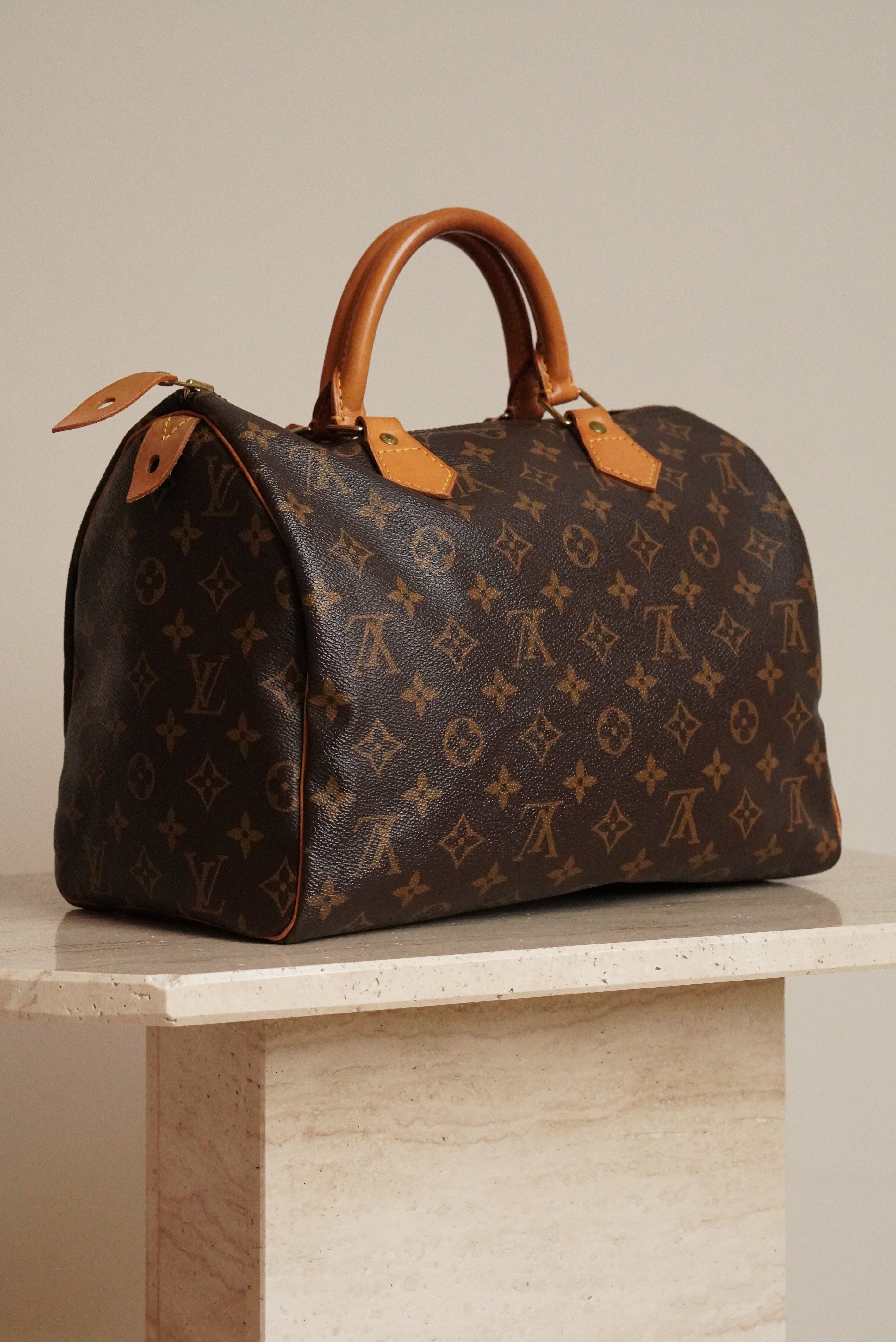 LOUIS VUITTON SPEEDY 30