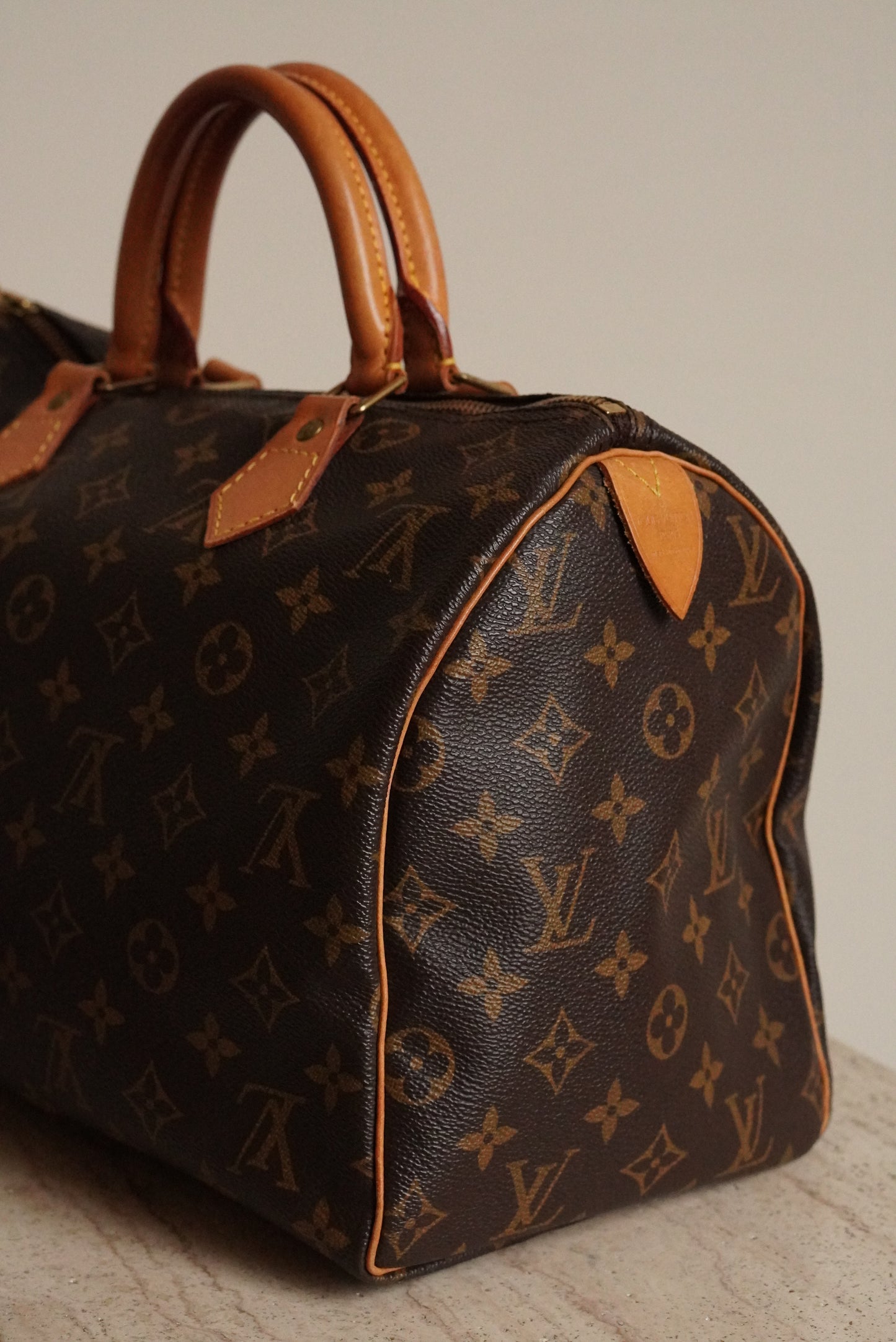 LOUIS VUITTON SPEEDY 30