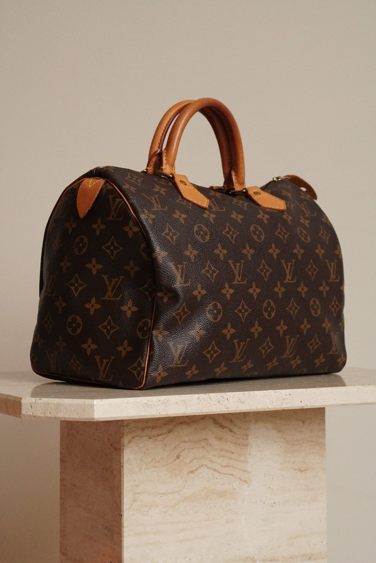 LOUIS VUITTON SPEEDY 30