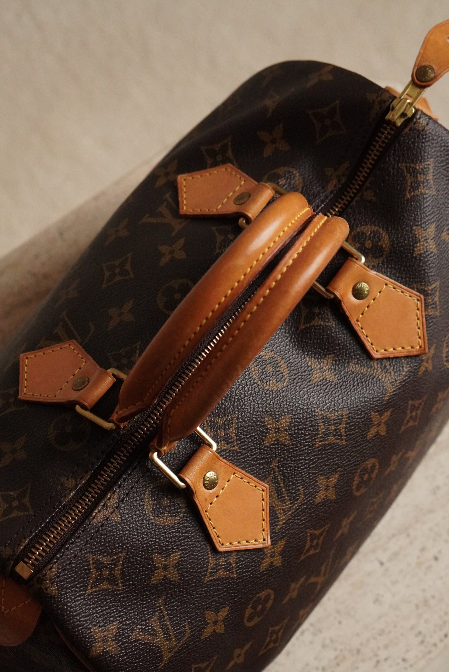 LOUIS VUITTON SPEEDY 30