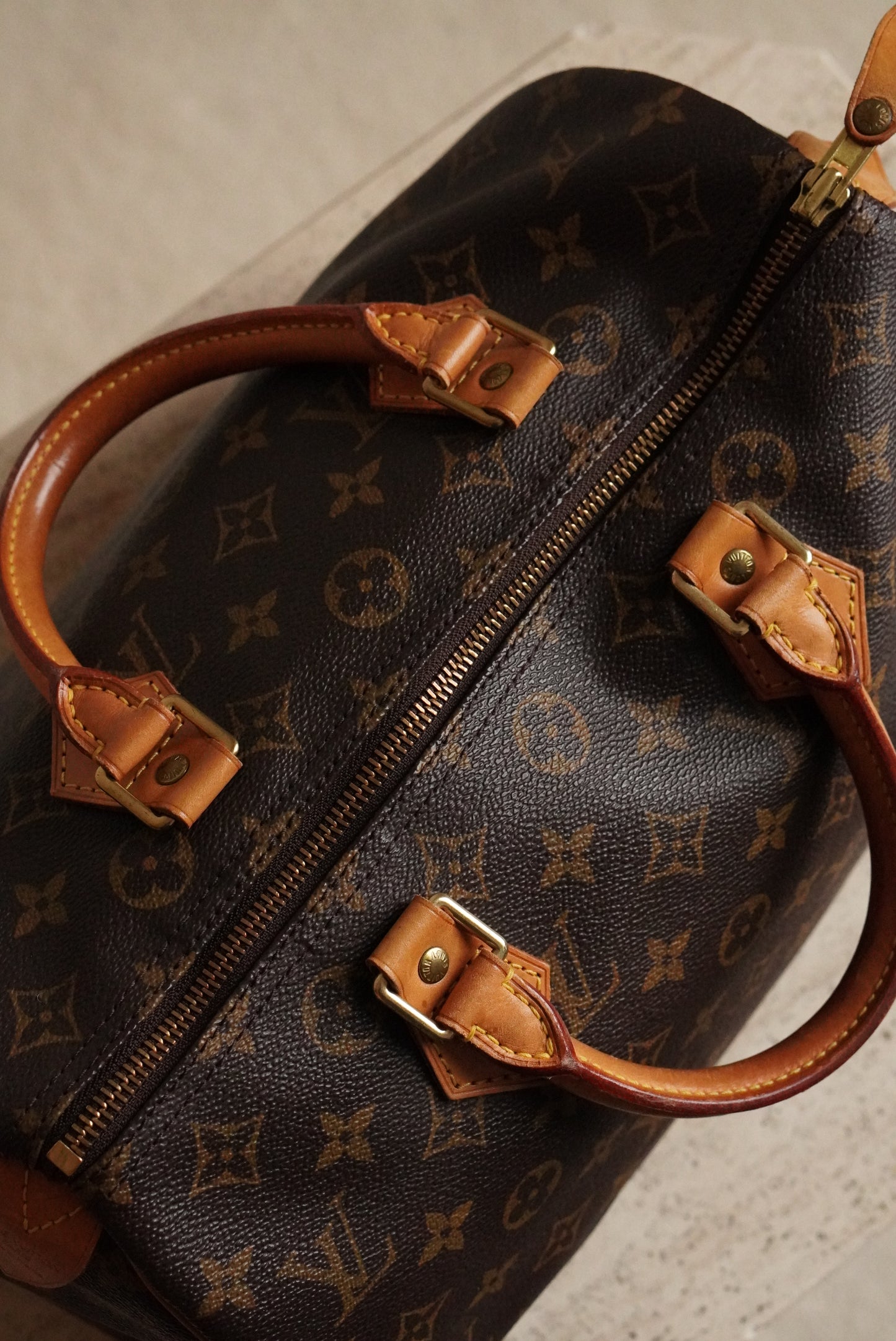 LOUIS VUITTON SPEEDY 30