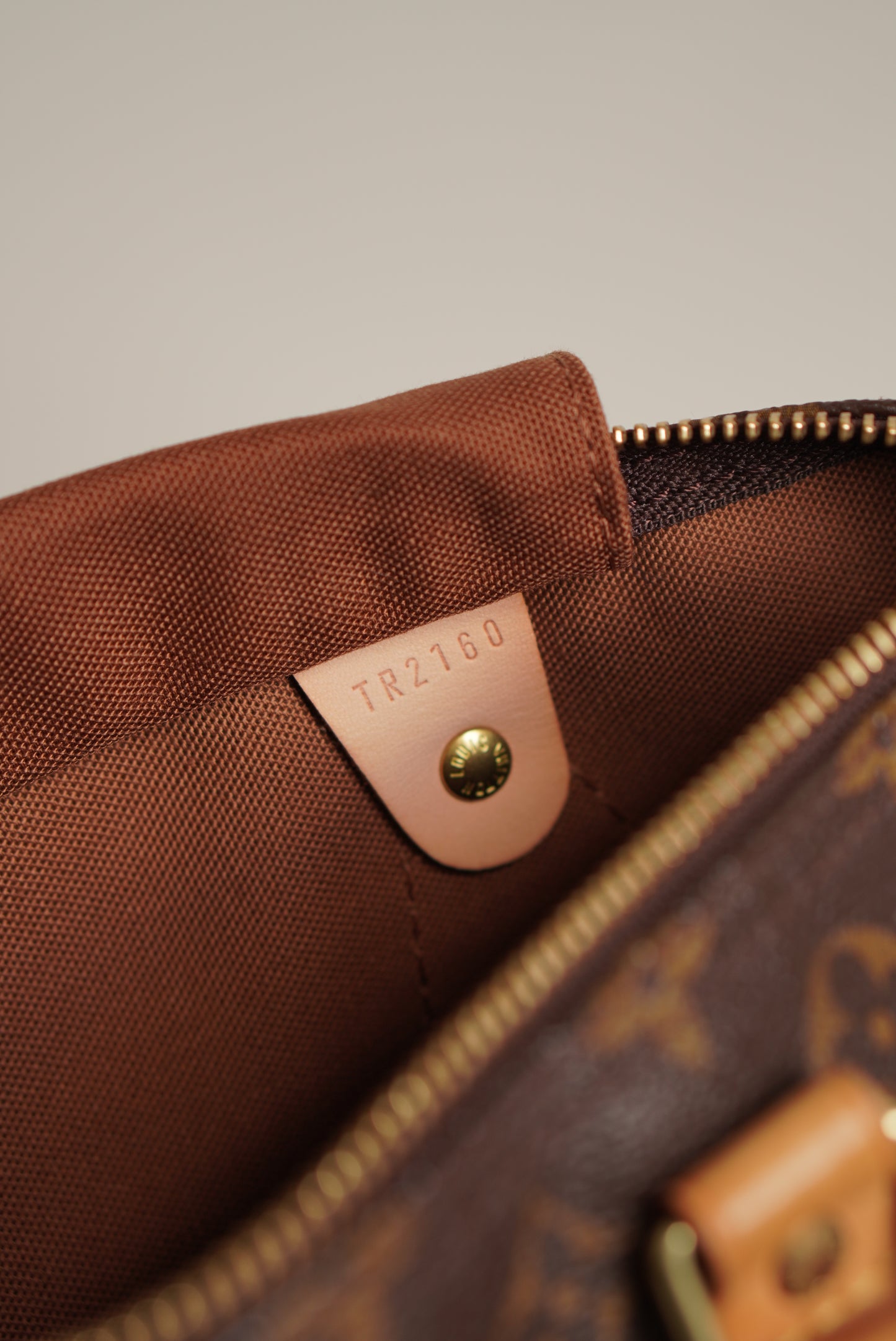 LOUIS VUITTON SPEEDY 30