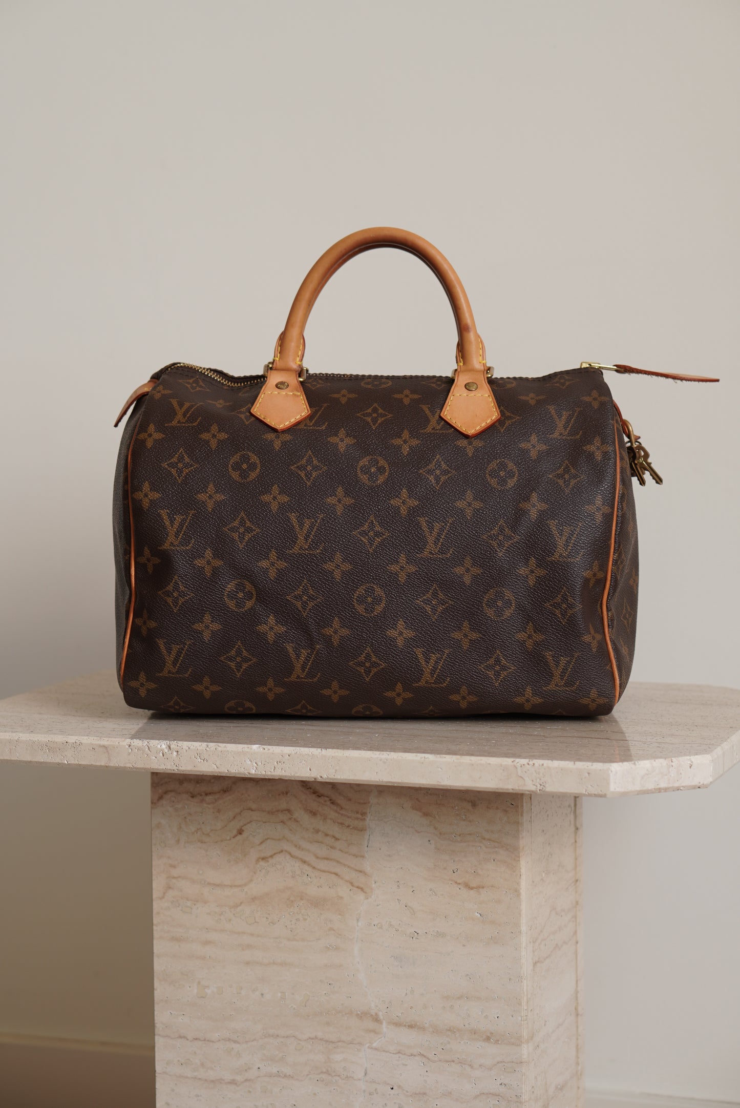 LOUIS VUITTON SPEEDY 30