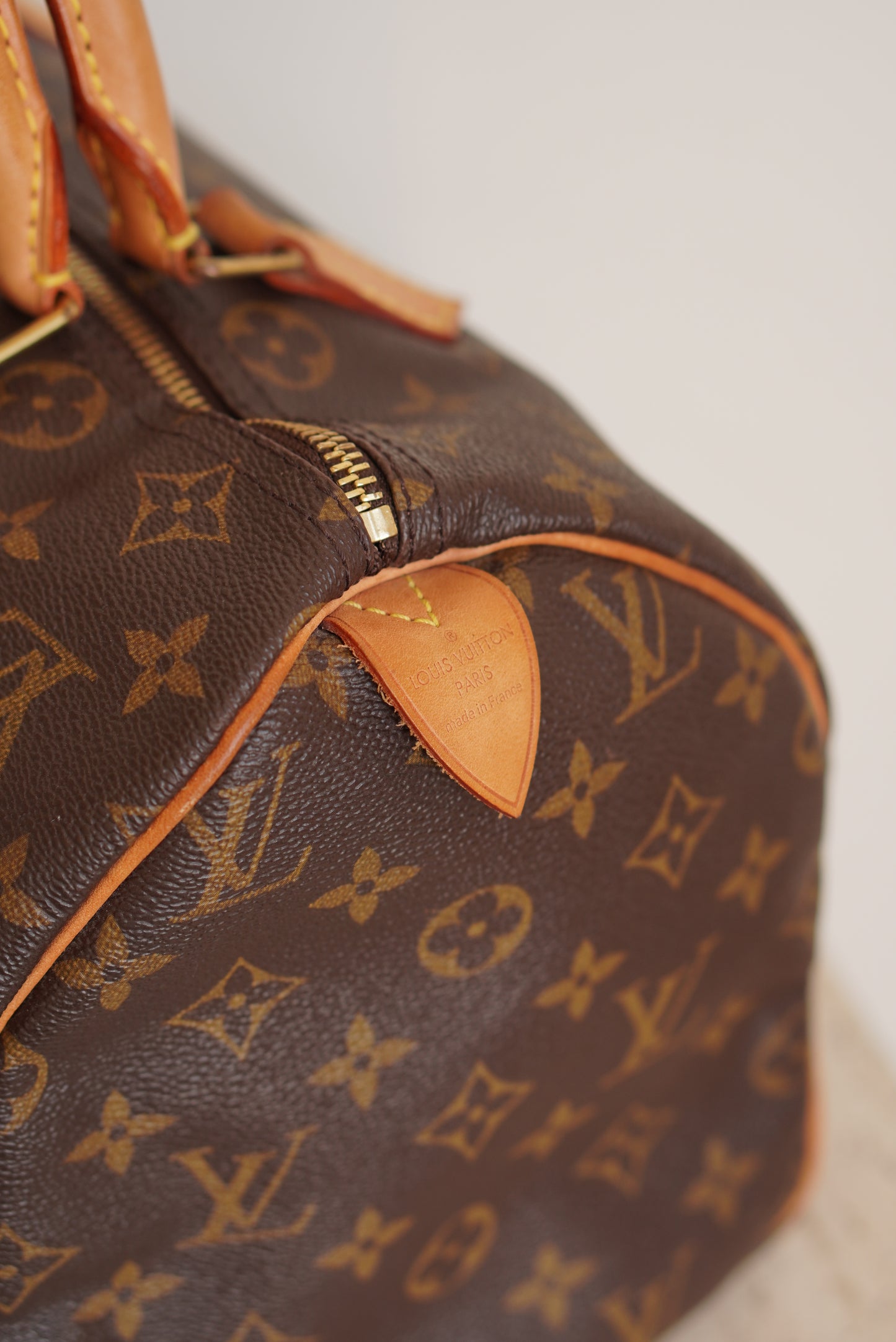 LOUIS VUITTON SPEEDY 30