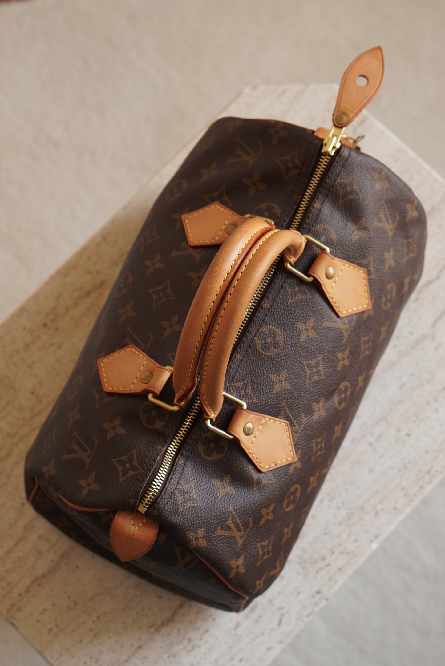 LOUIS VUITTON SPEEDY 30