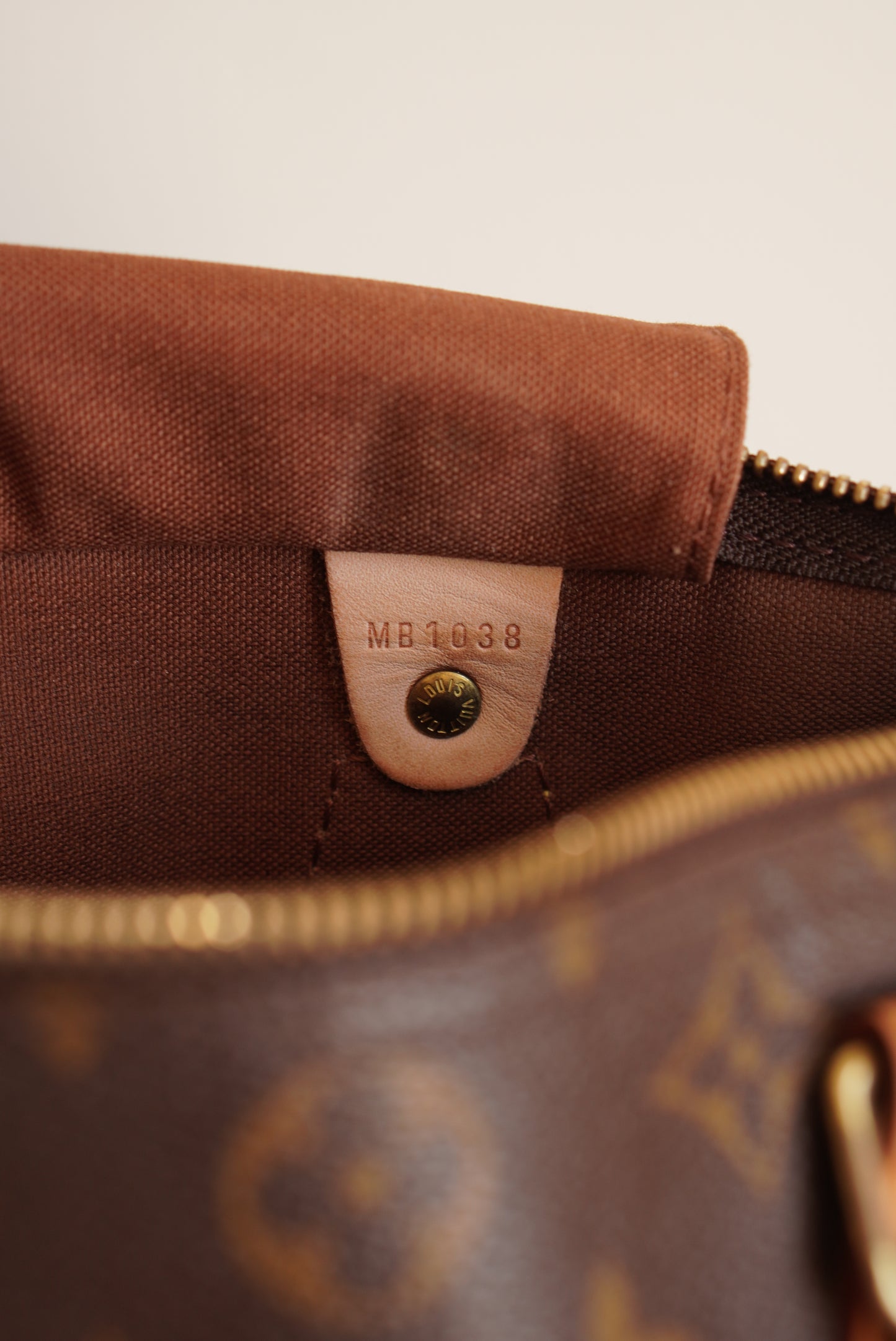 LOUIS VUITTON SPEEDY 30