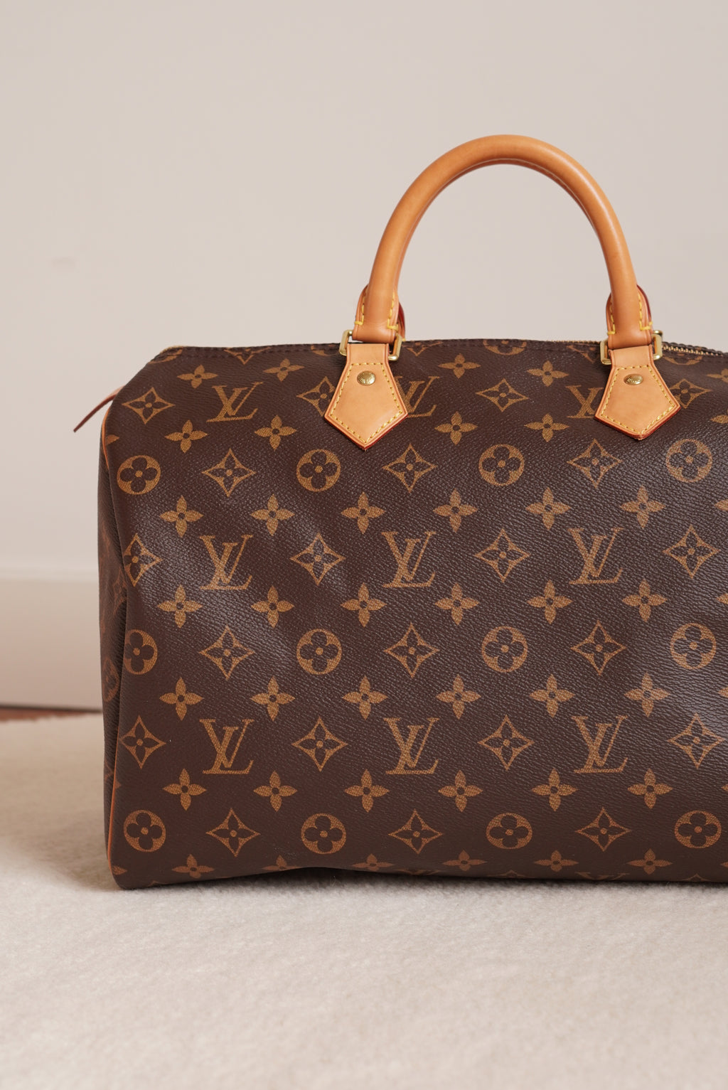 LOUIS VUITTON SPEEDY 35