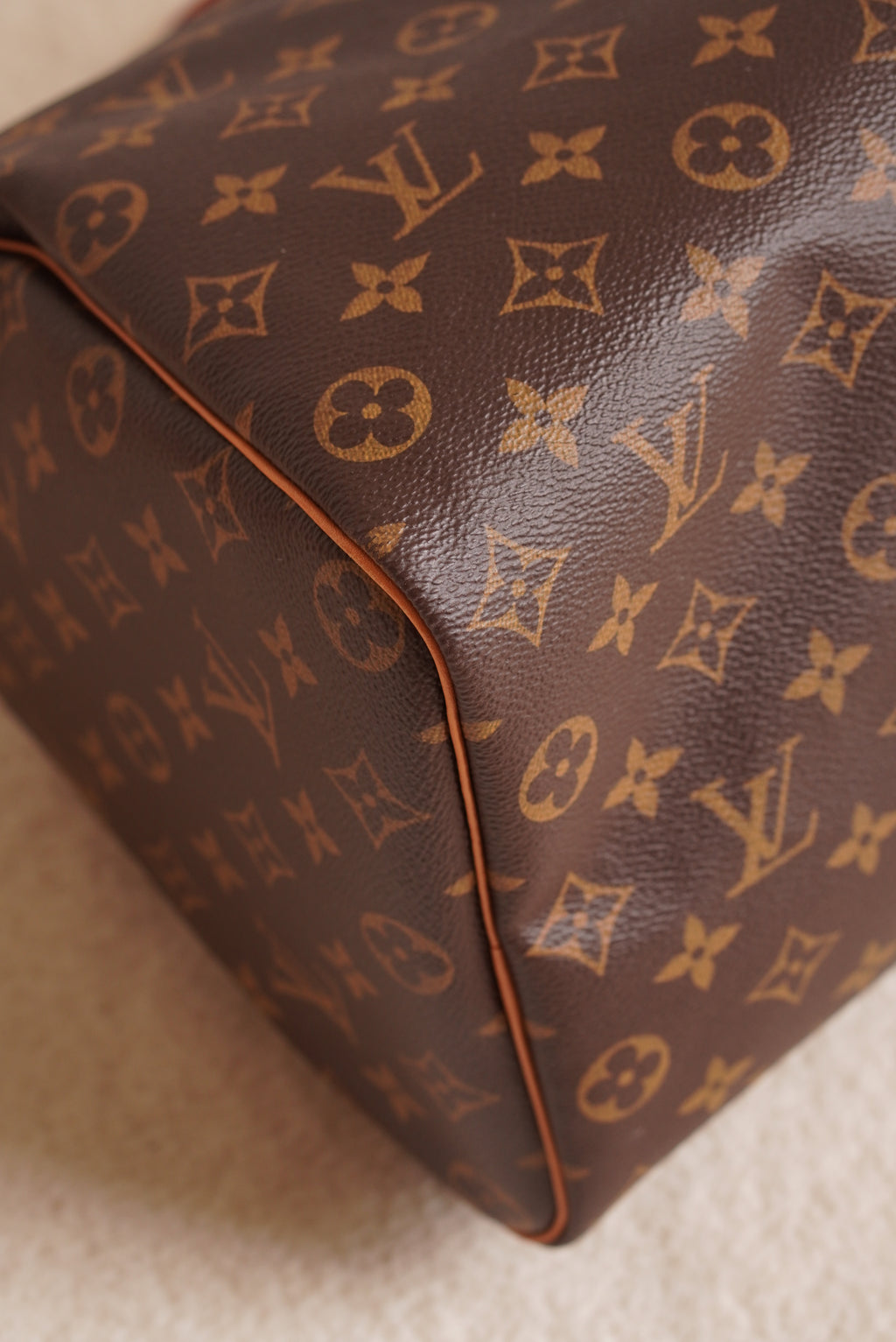 LOUIS VUITTON SPEEDY 35