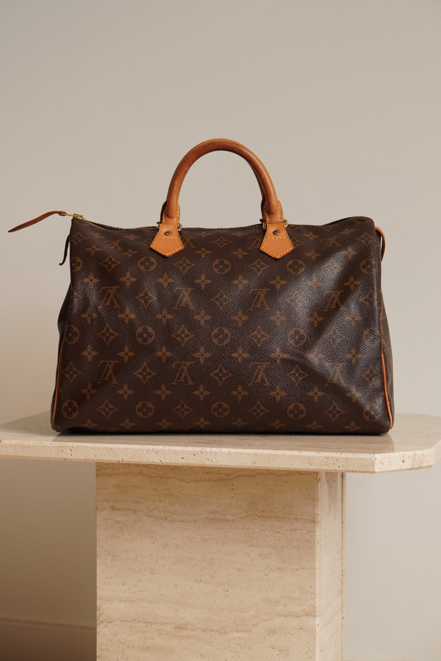 LOUIS VUITTON SPEEDY 35