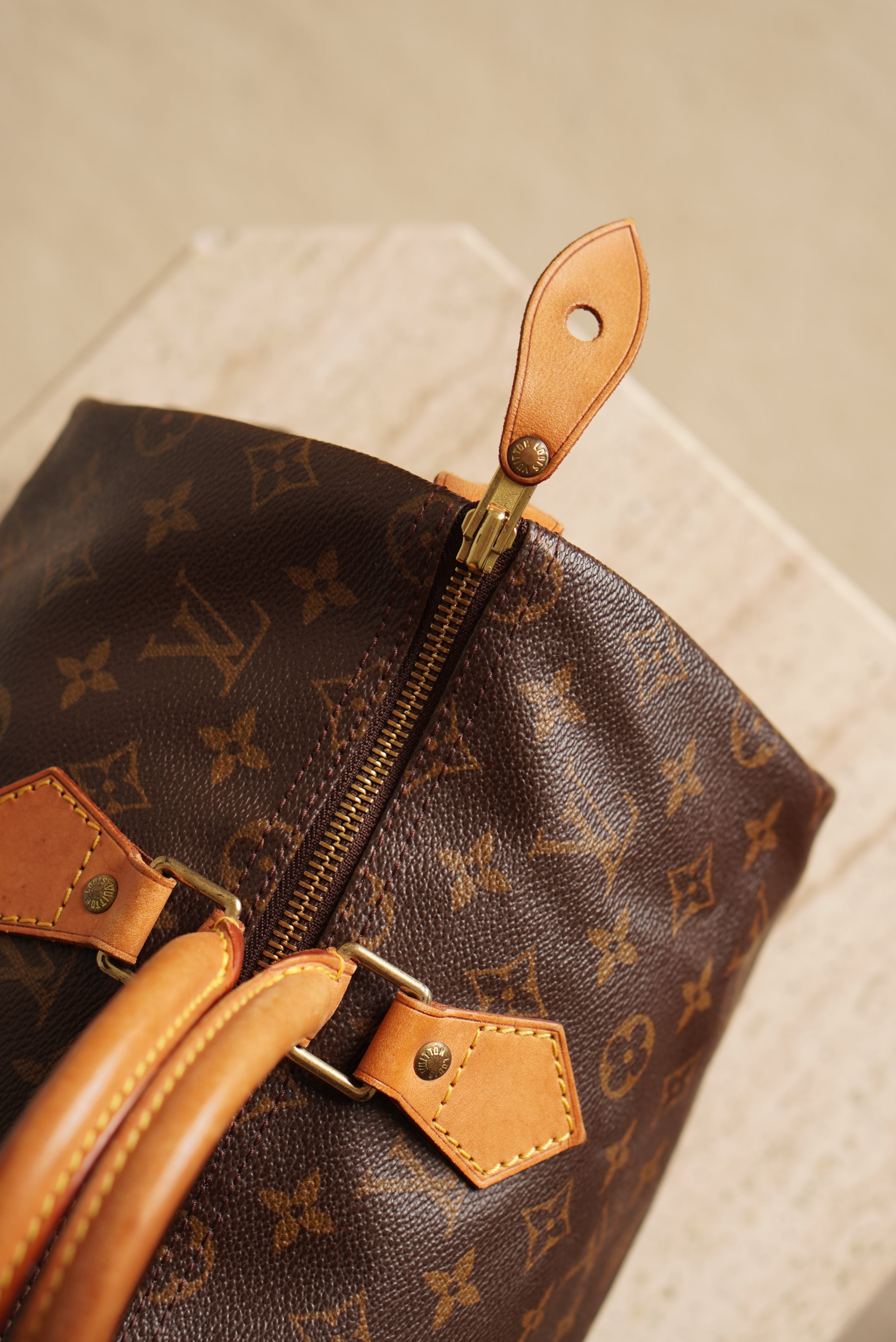 LOUIS VUITTON SPEEDY 35