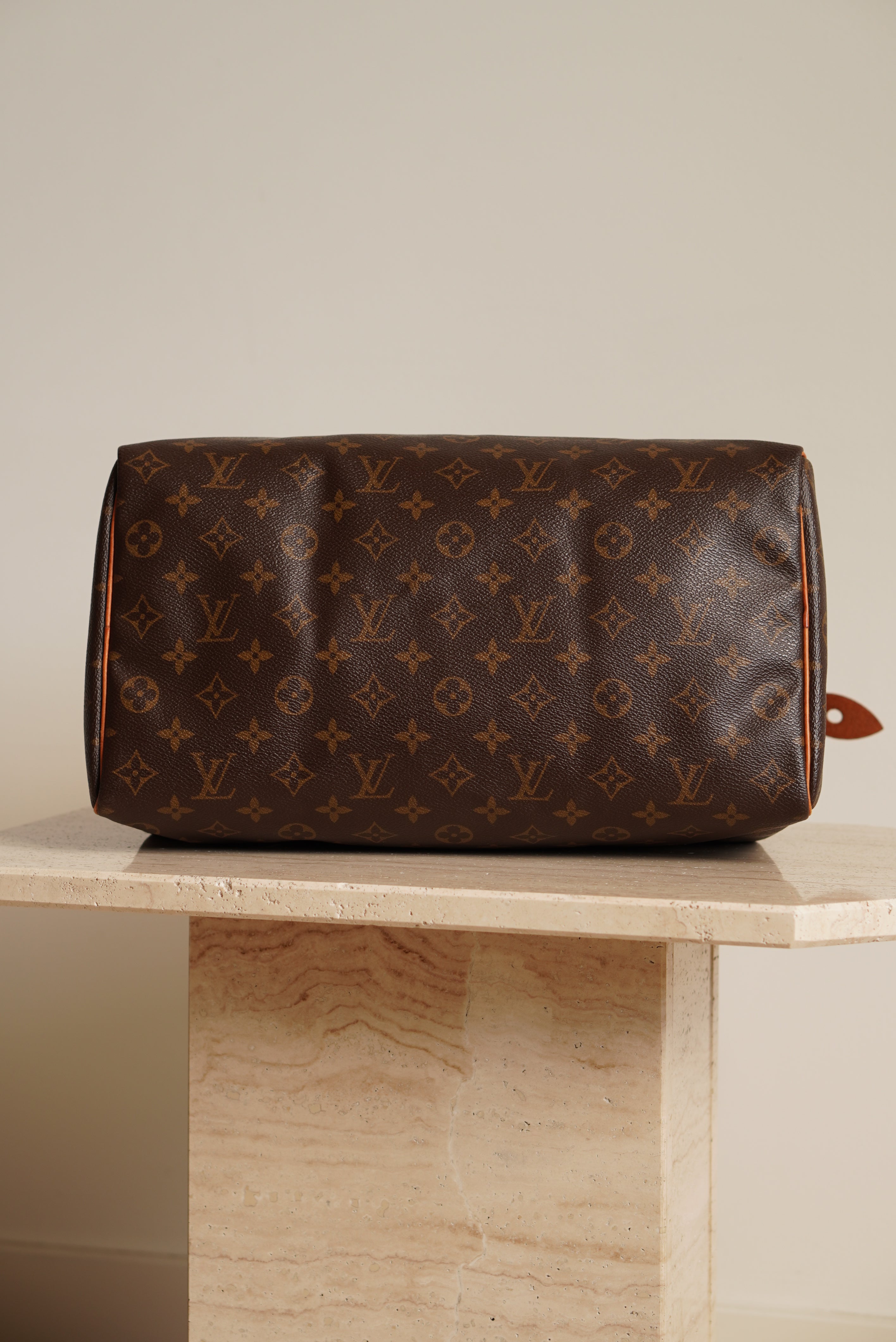 LOUIS VUITTON SPEEDY 35