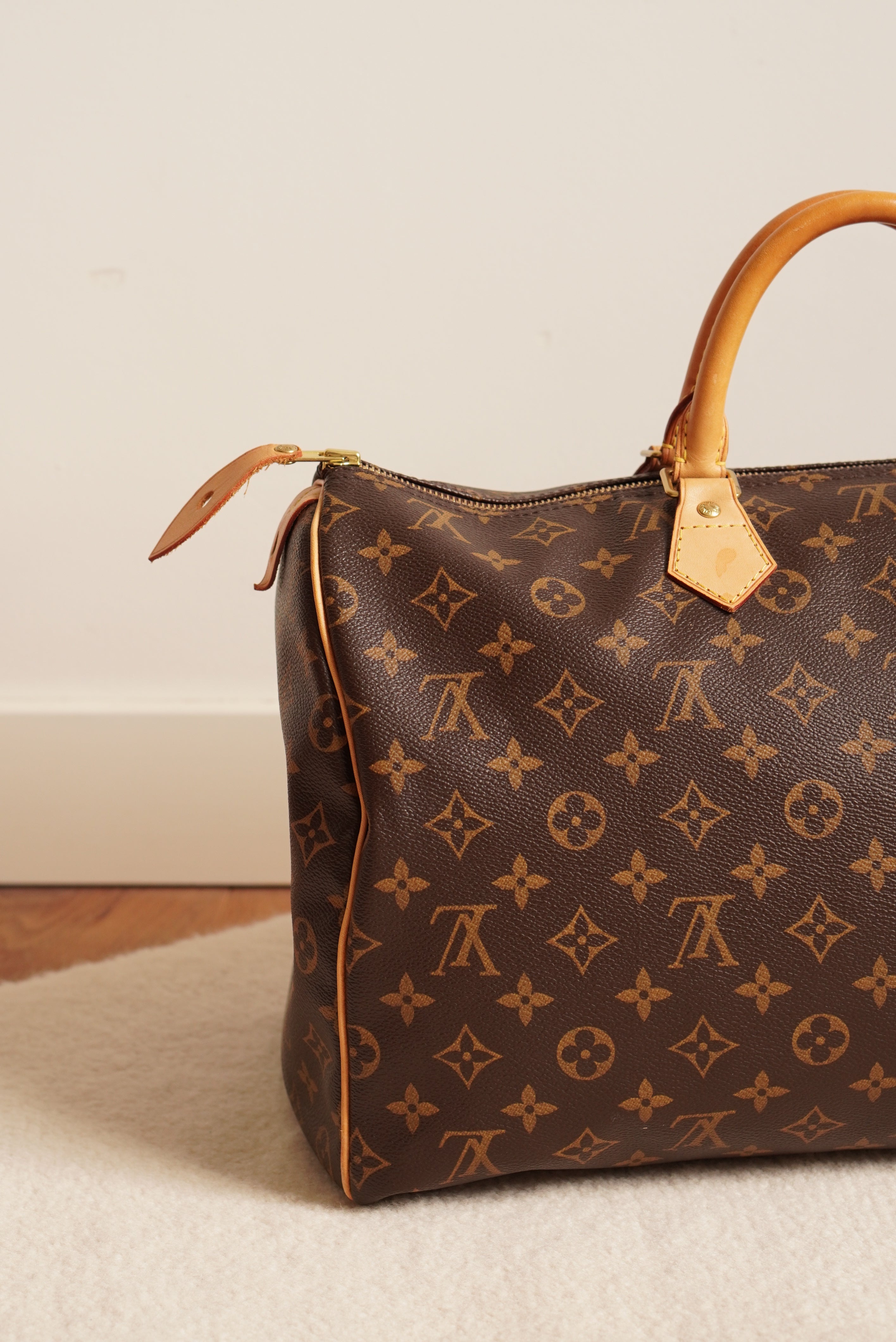 LOUIS VUITTON SPEEDY 40