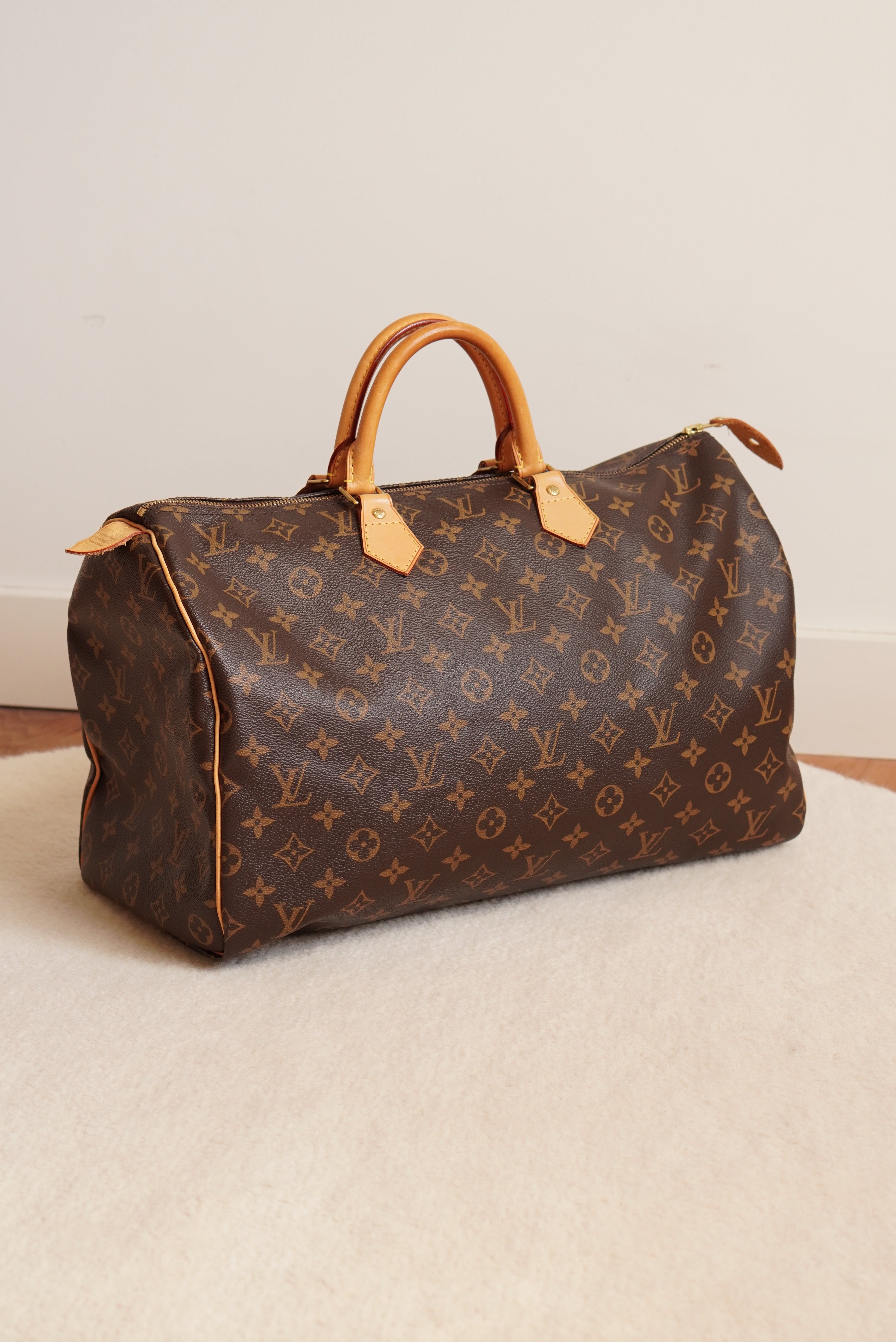 LOUIS VUITTON SPEEDY 40