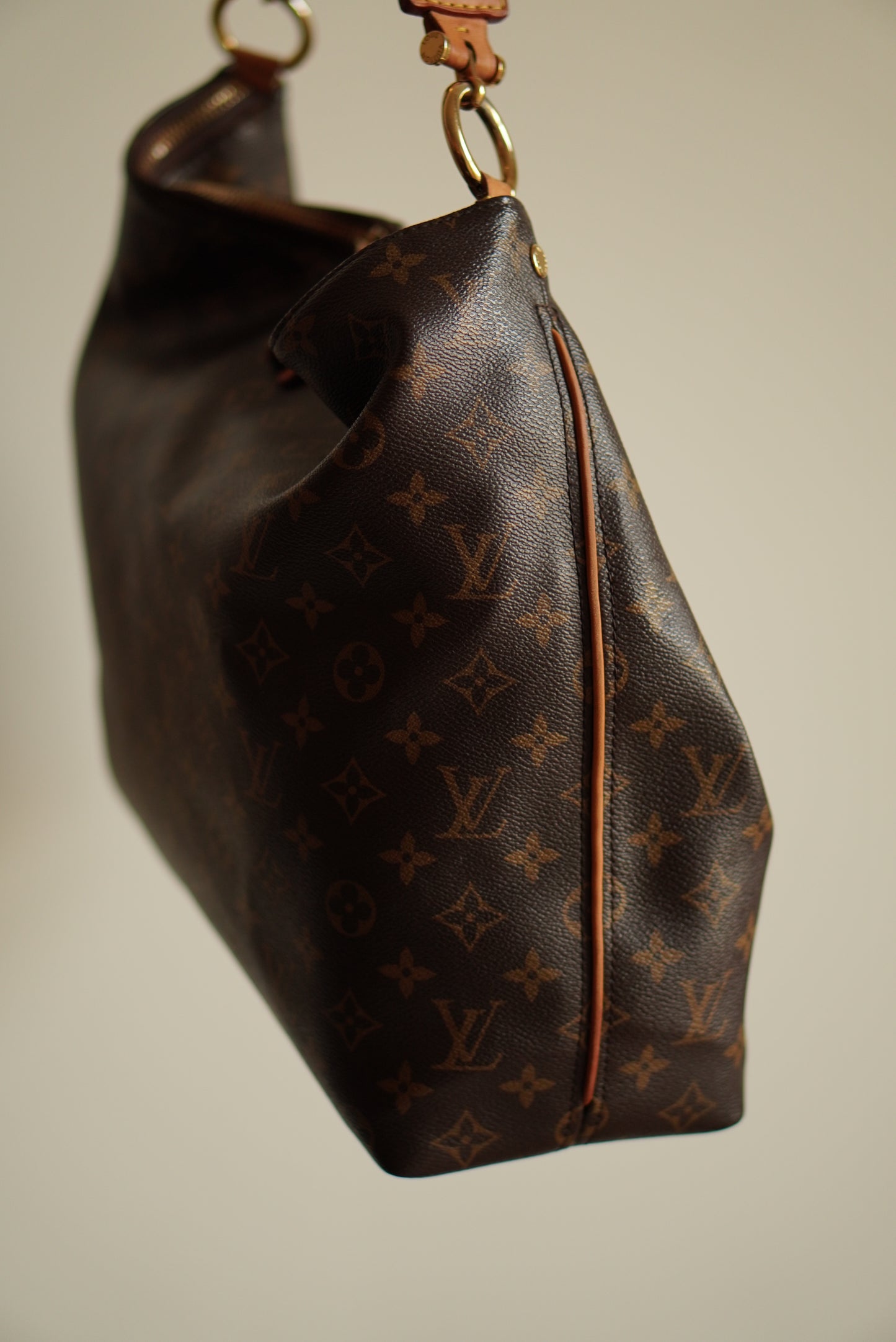 LOUIS VUITTON SULLY MM