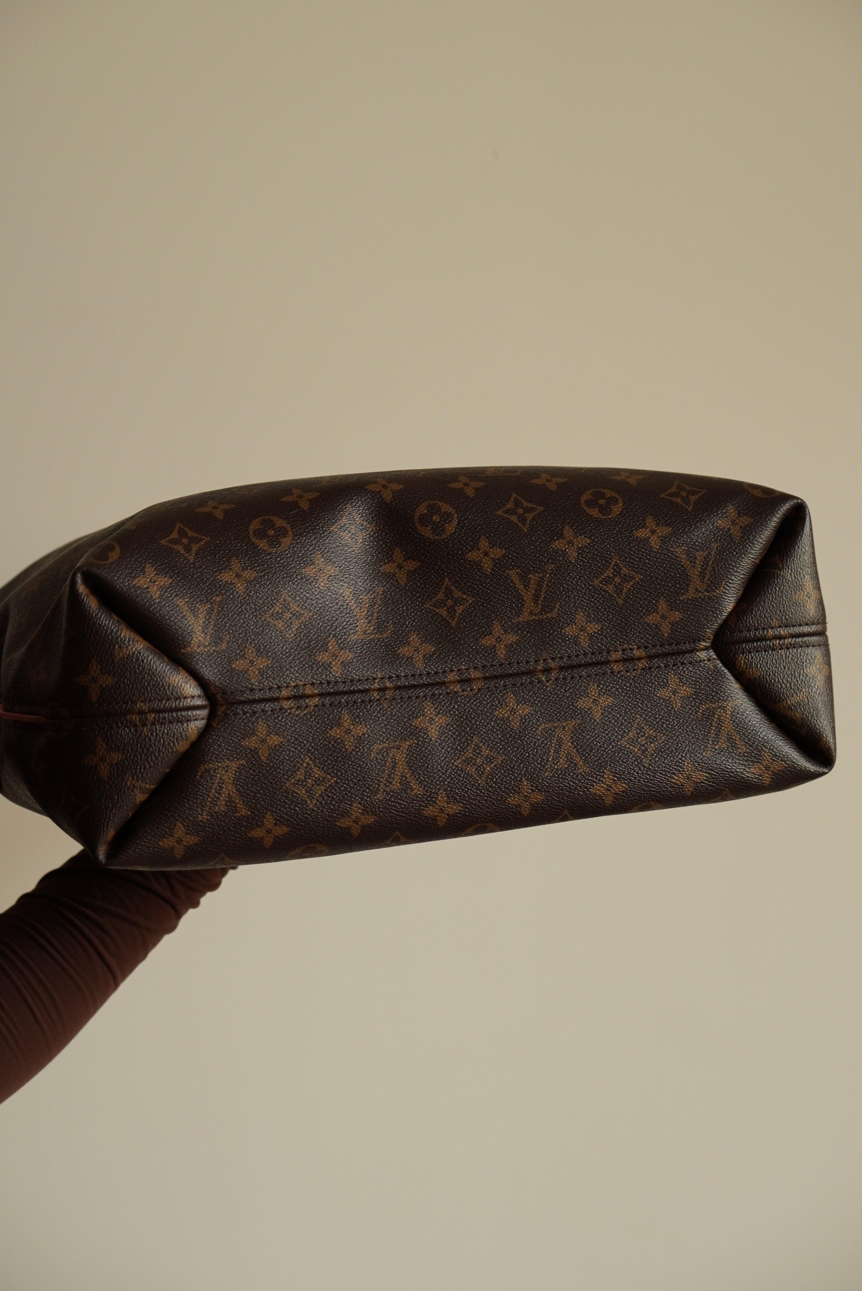 LOUIS VUITTON SULLY MM