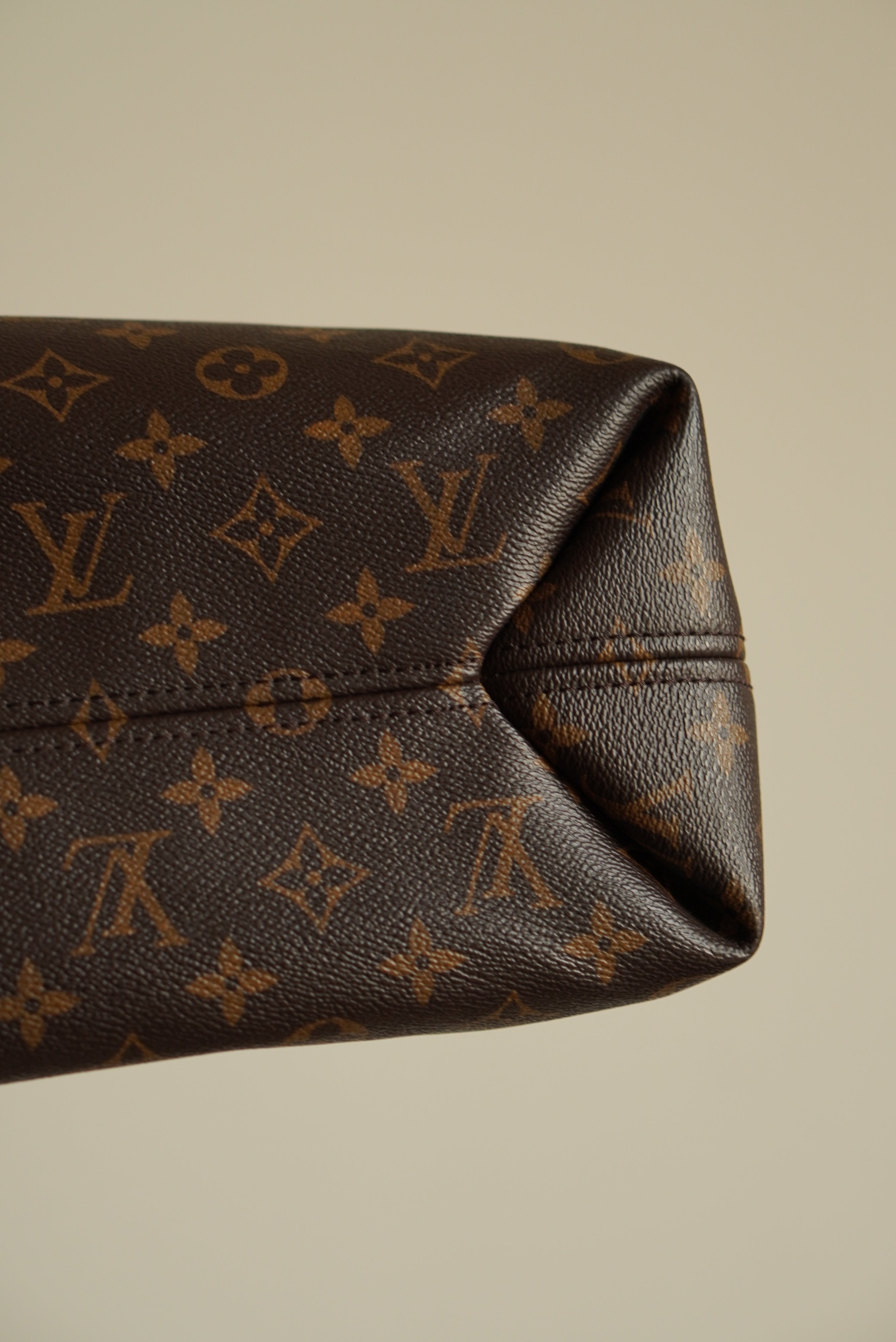 LOUIS VUITTON SULLY MM