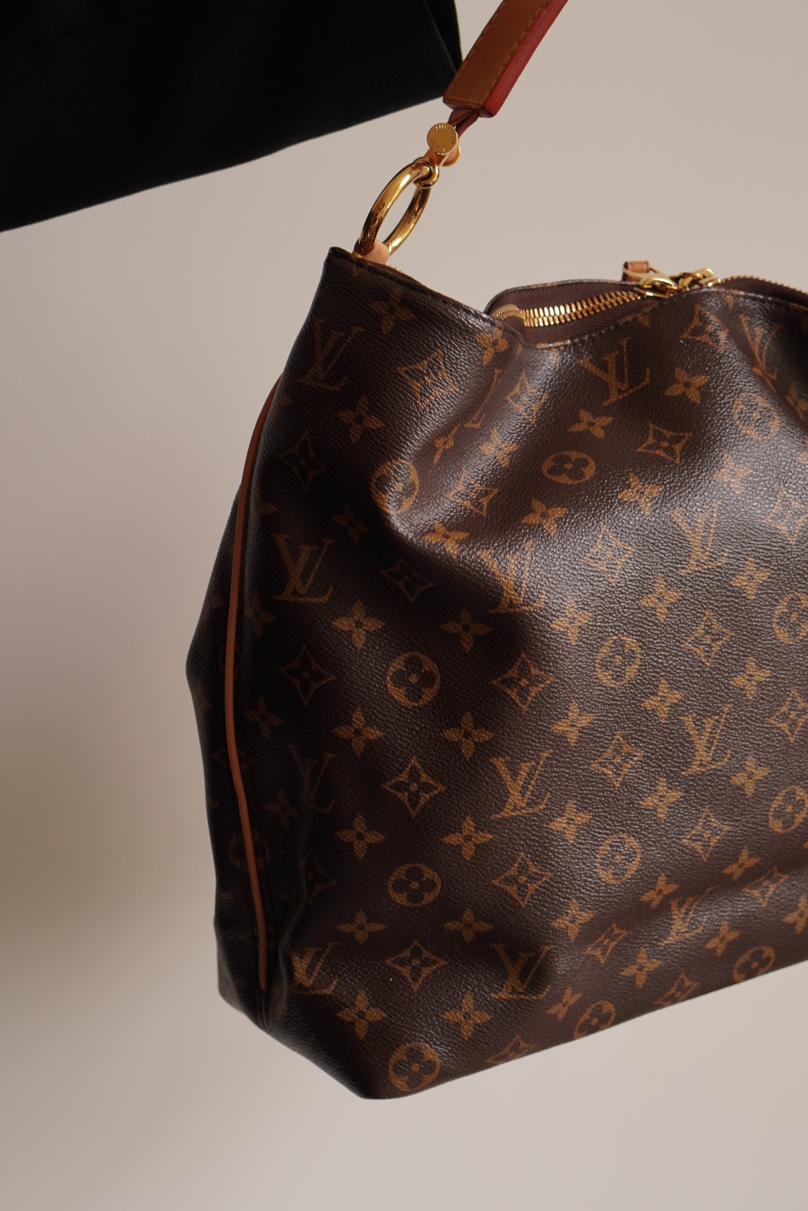 LOUIS VUITTON SULLY MM
