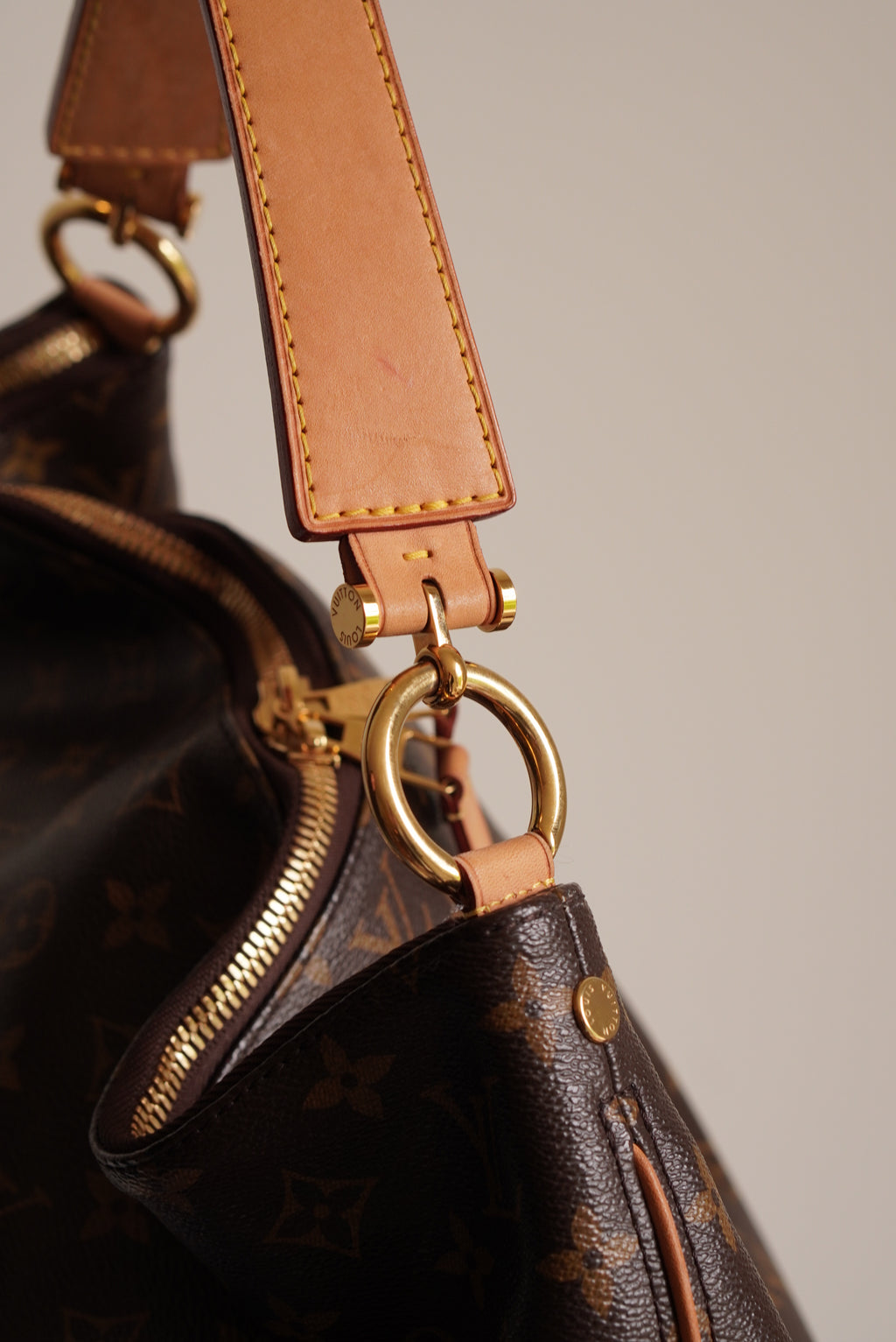 LOUIS VUITTON SULLY MM