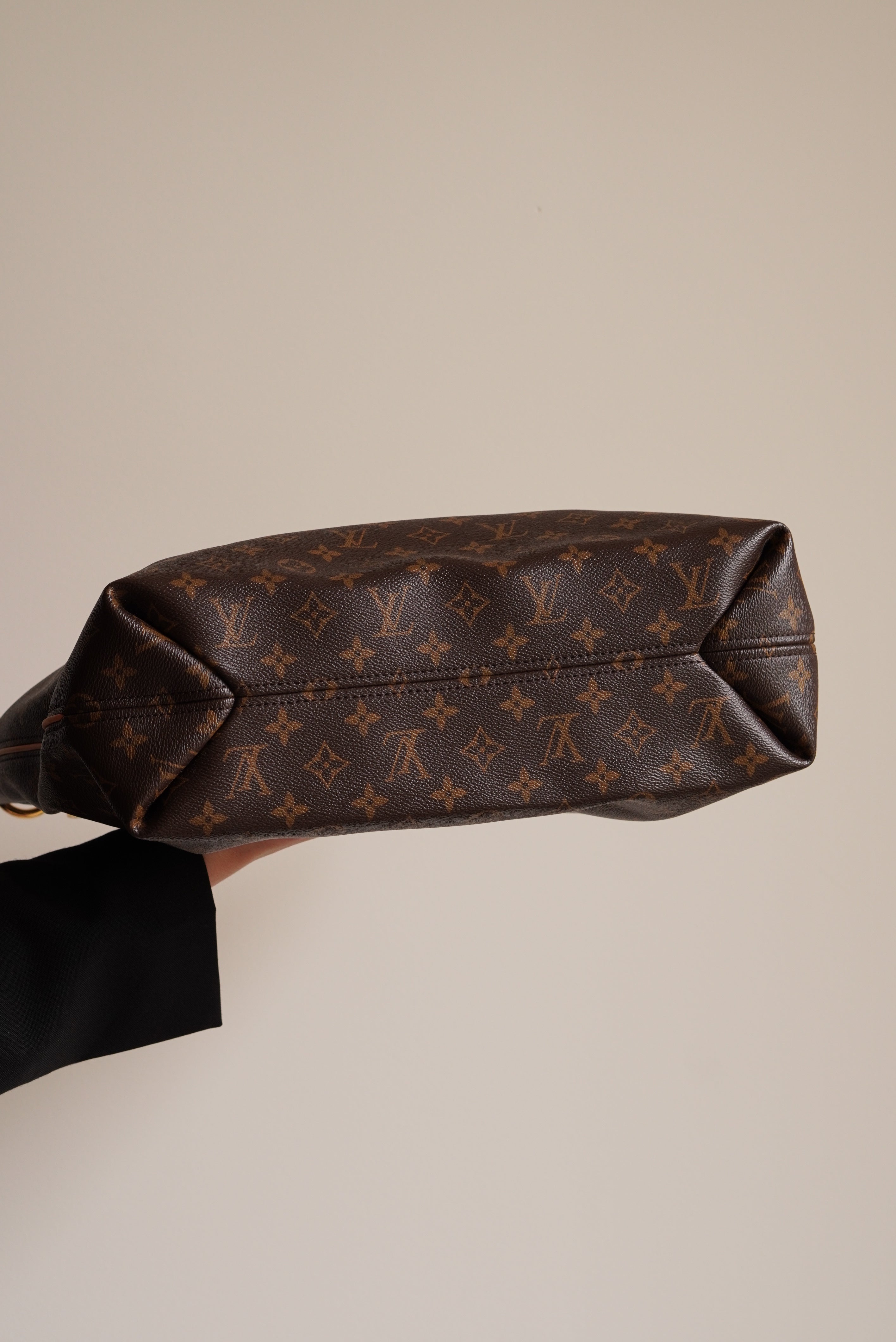 LOUIS VUITTON SULLY MM