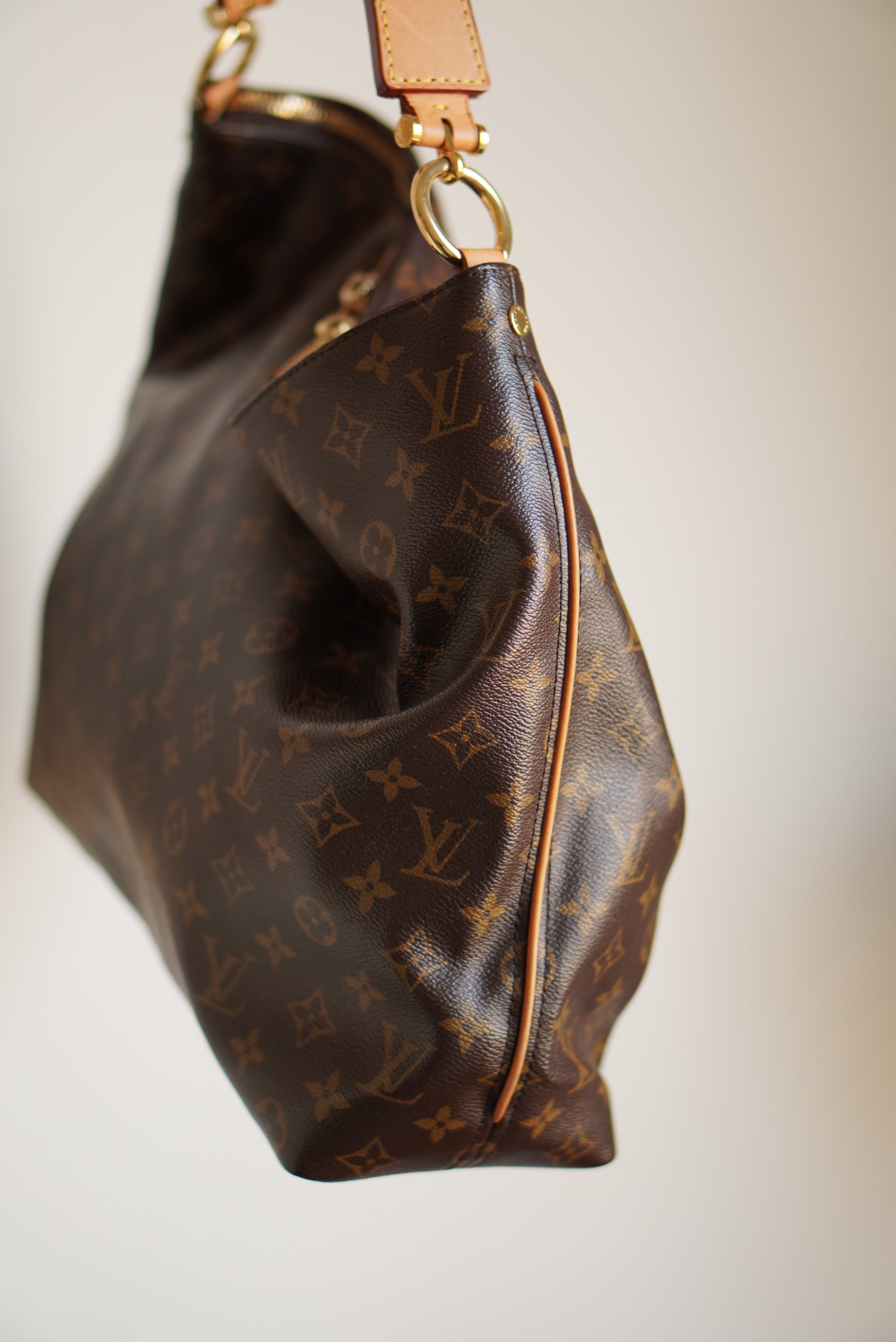 LOUIS VUITTON SULLY MM