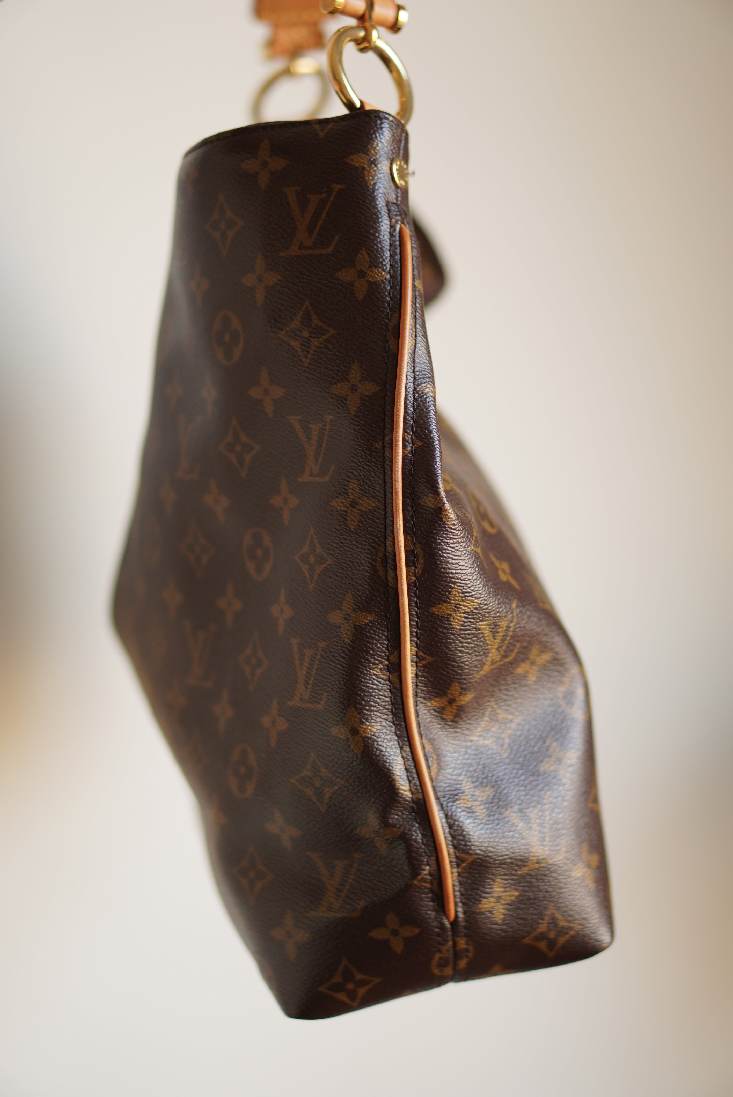 LOUIS VUITTON SULLY MM