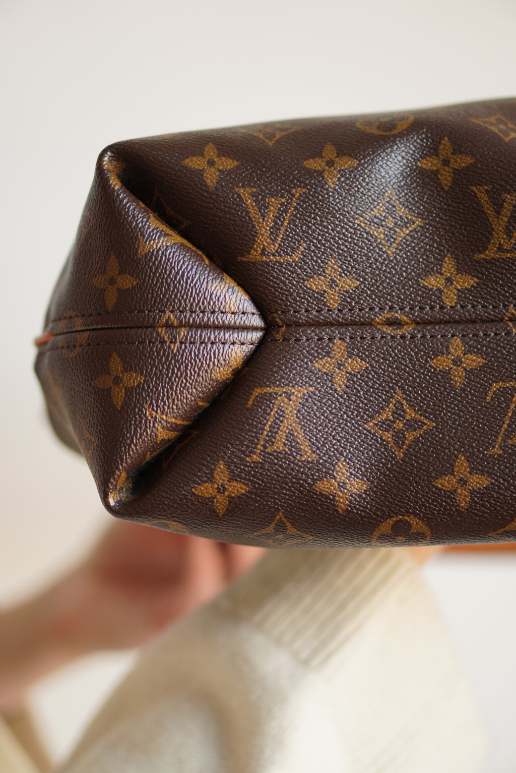 LOUIS VUITTON SULLY MM