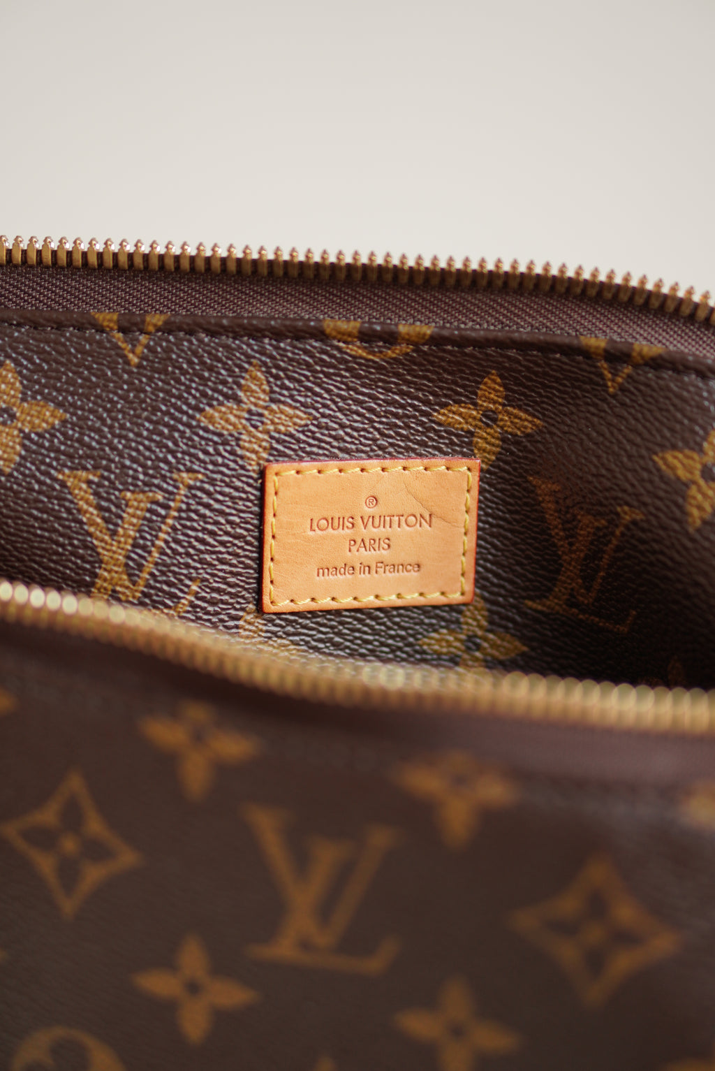 LOUIS VUITTON SULLY MM
