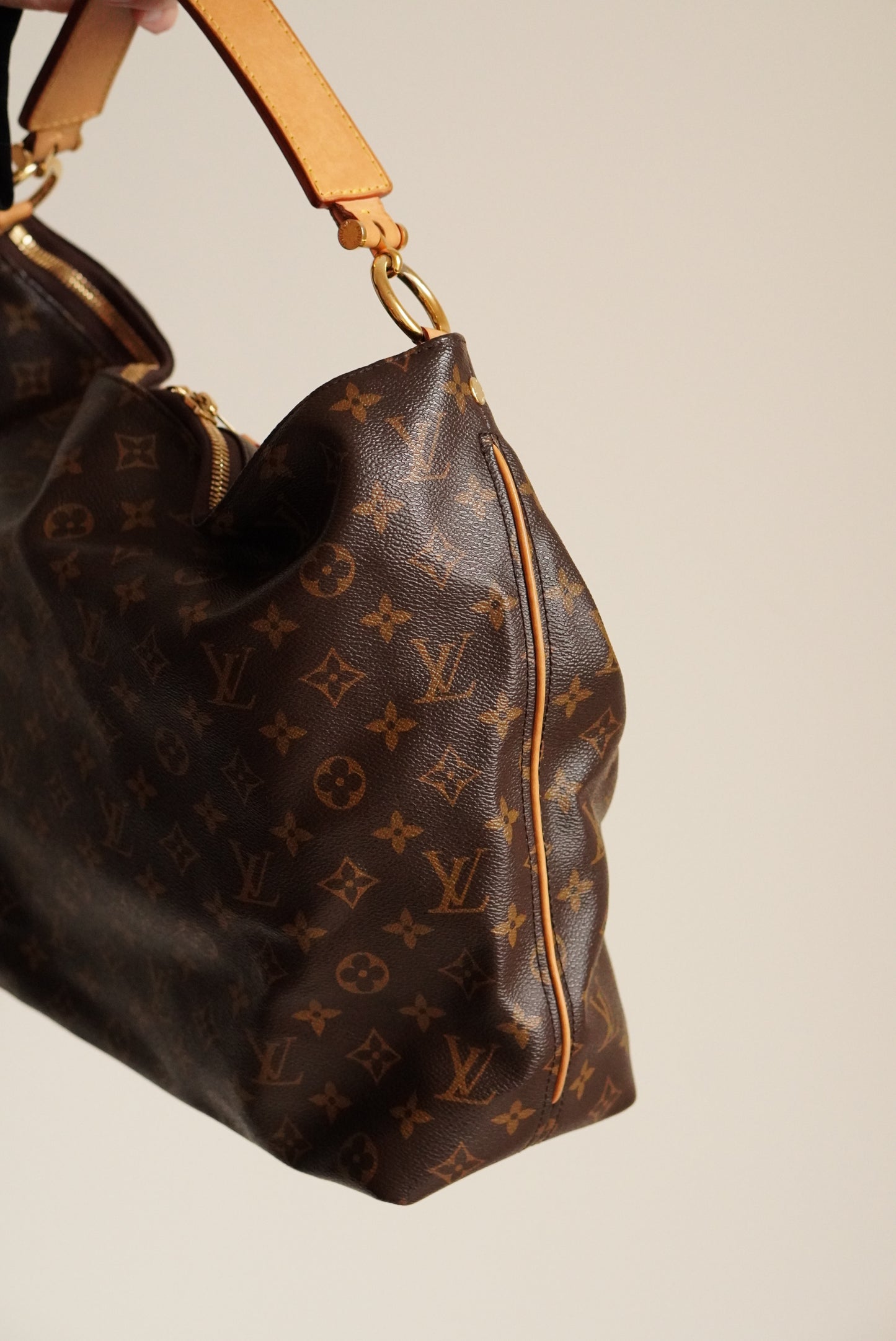 LOUIS VUITTON SULLY MM