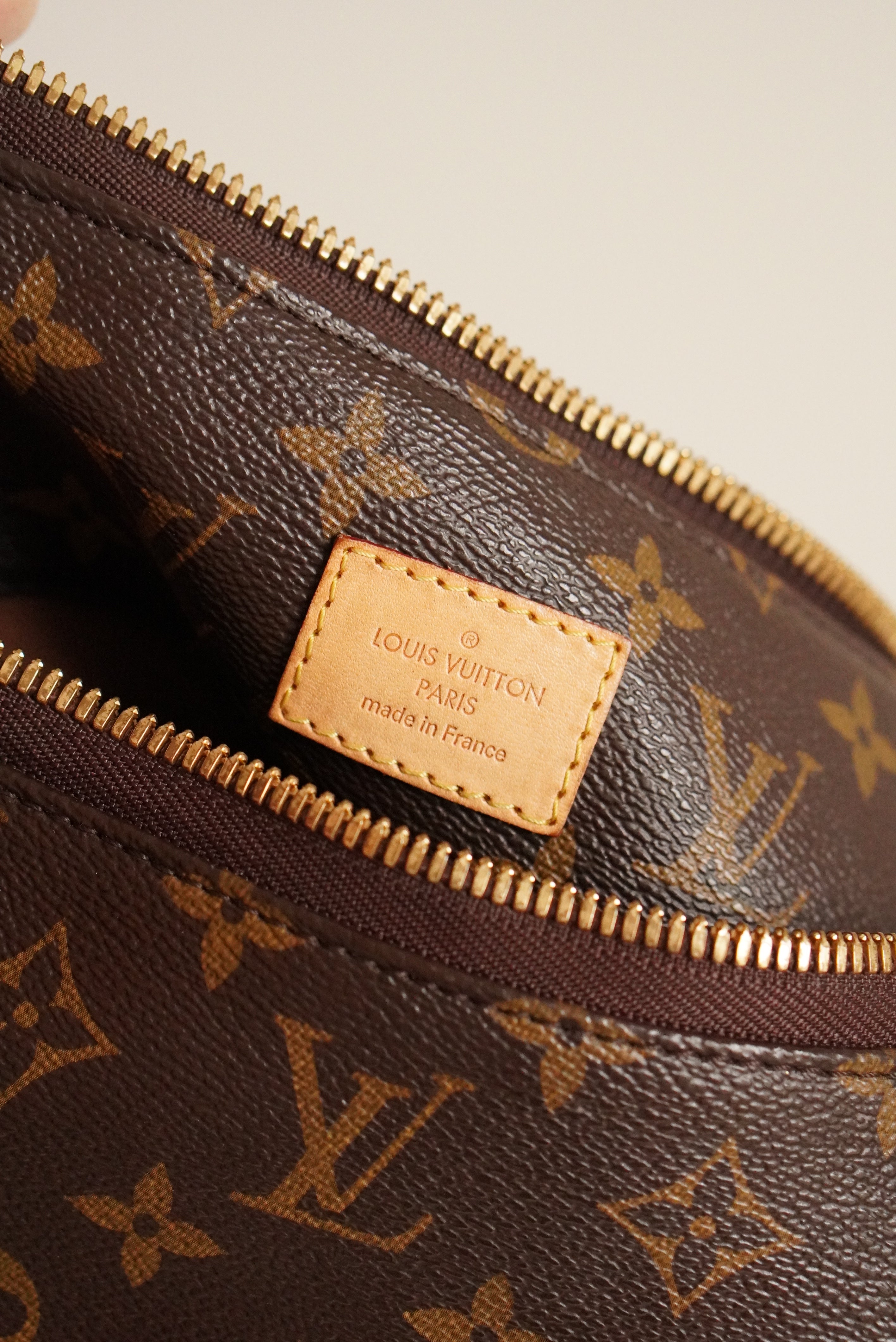 LOUIS VUITTON SULLY MM