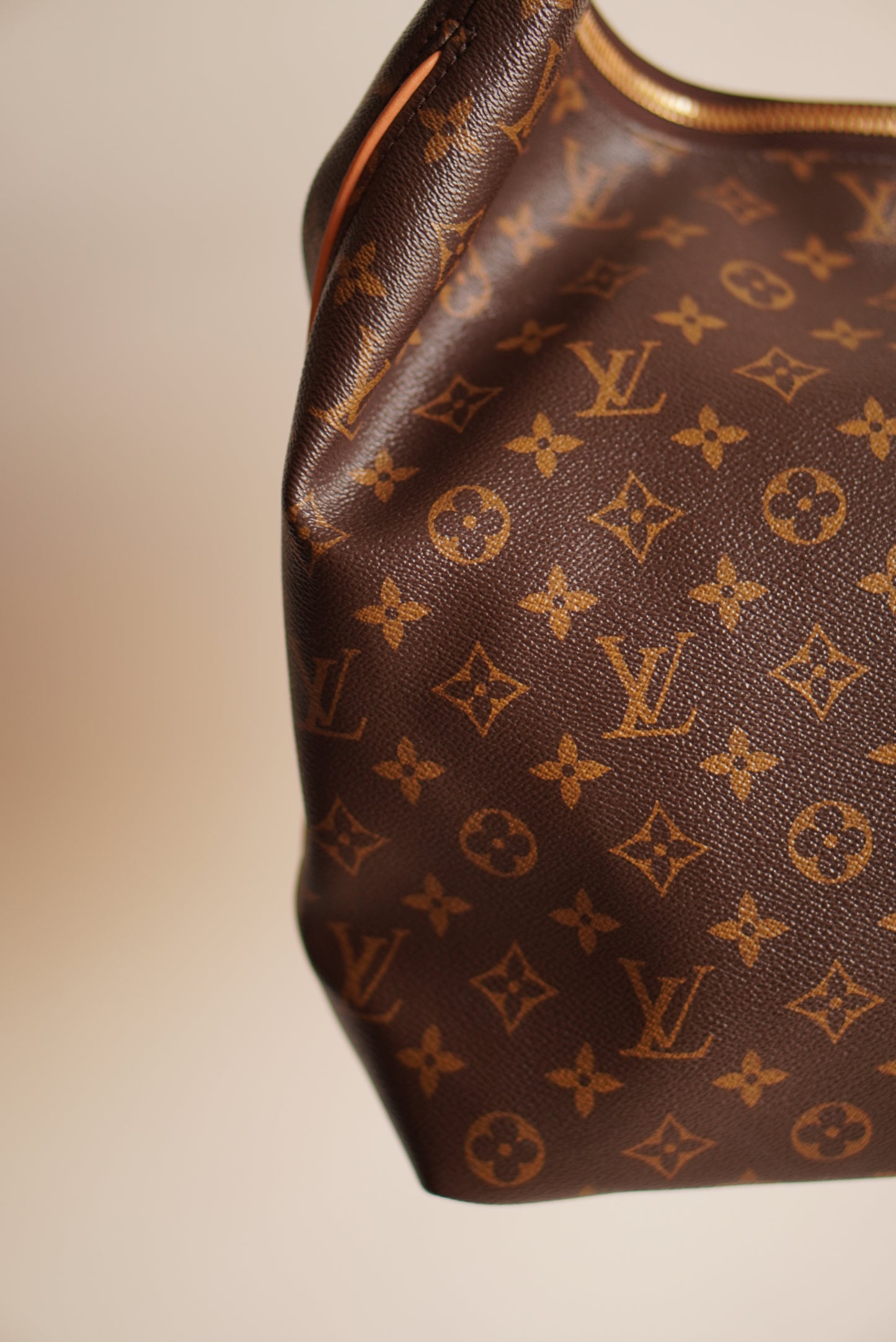 LOUIS VUITTON SULLY MM