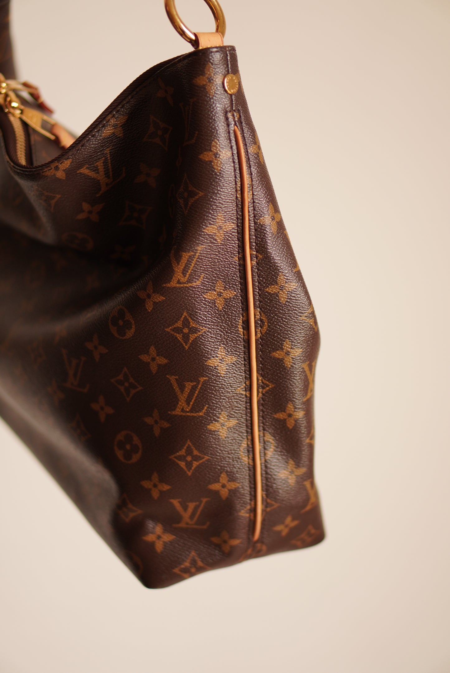 LOUIS VUITTON SULLY MM