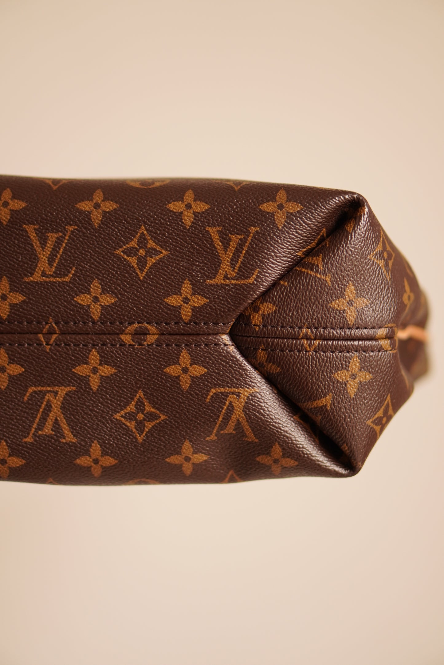 LOUIS VUITTON SULLY MM