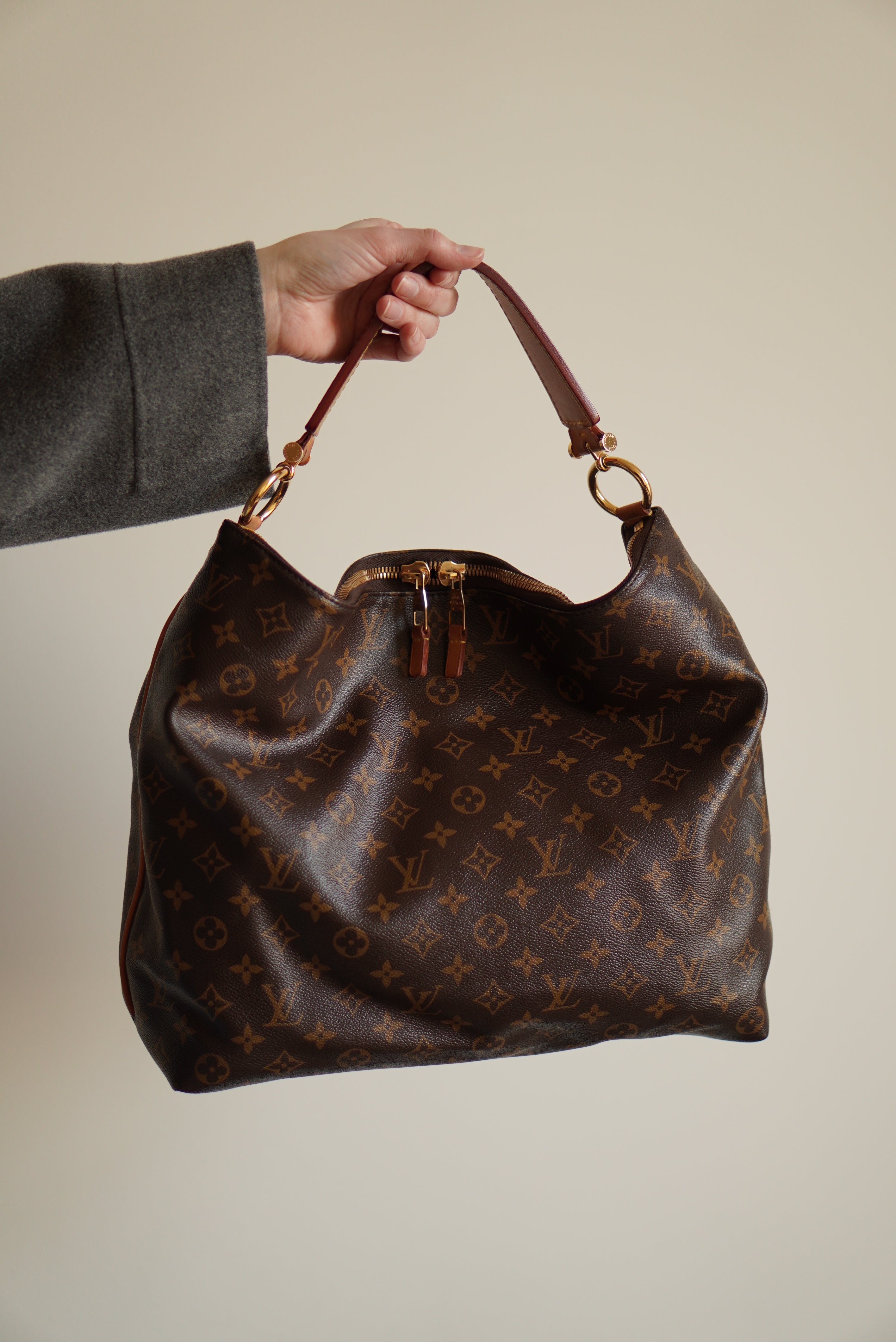 LOUIS VUITTON SULLY MM