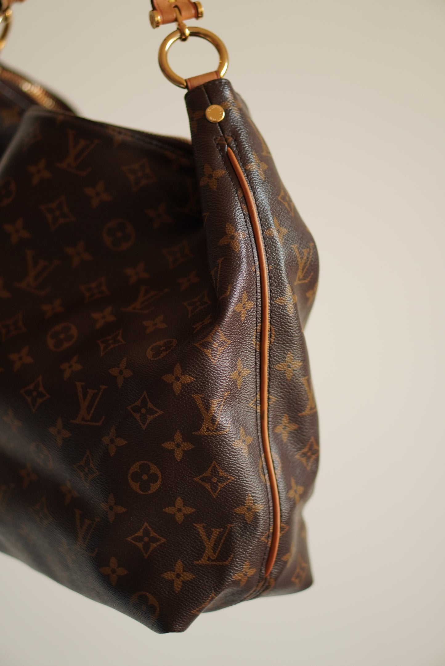 LOUIS VUITTON SULLY MM
