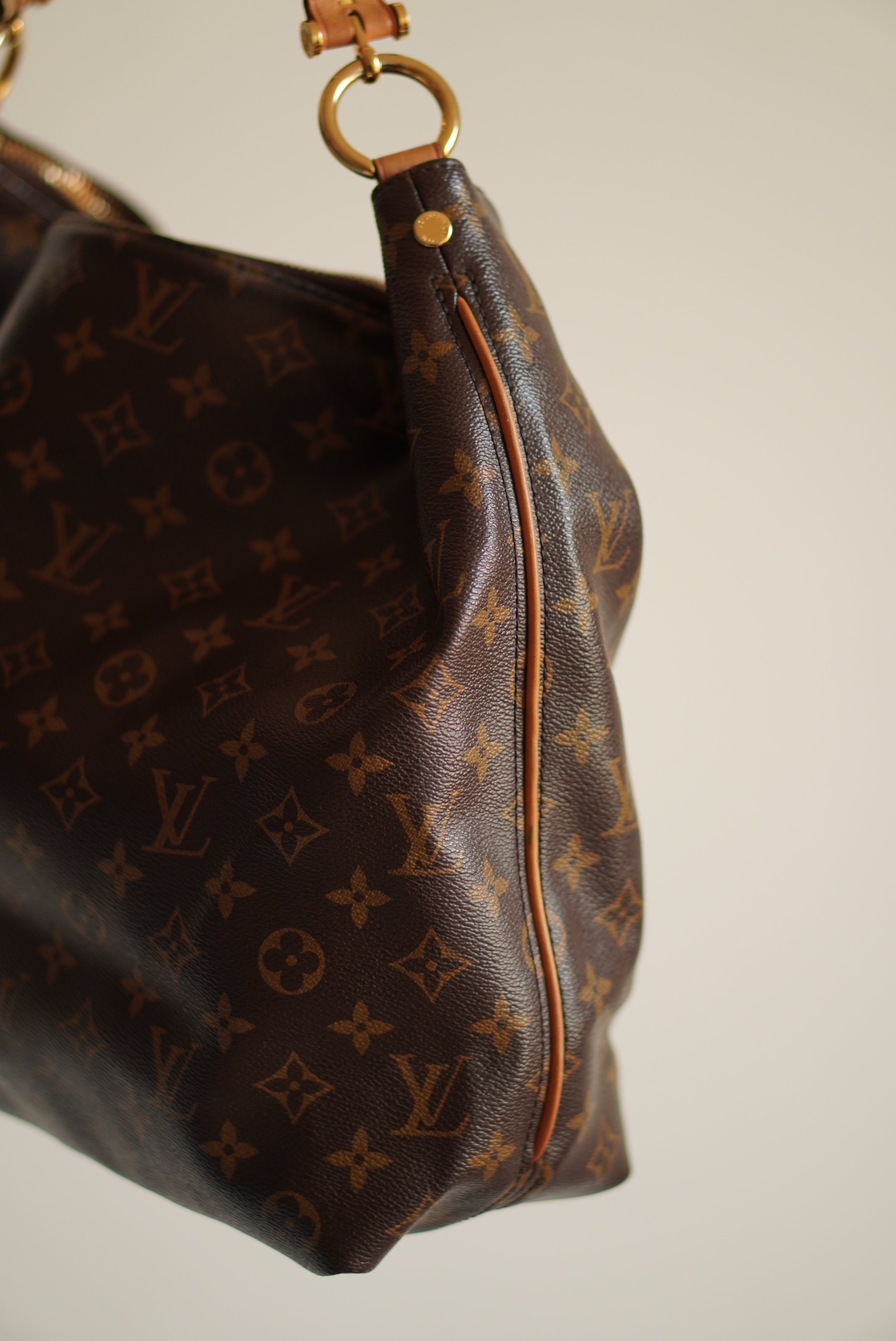 LOUIS VUITTON SULLY MM