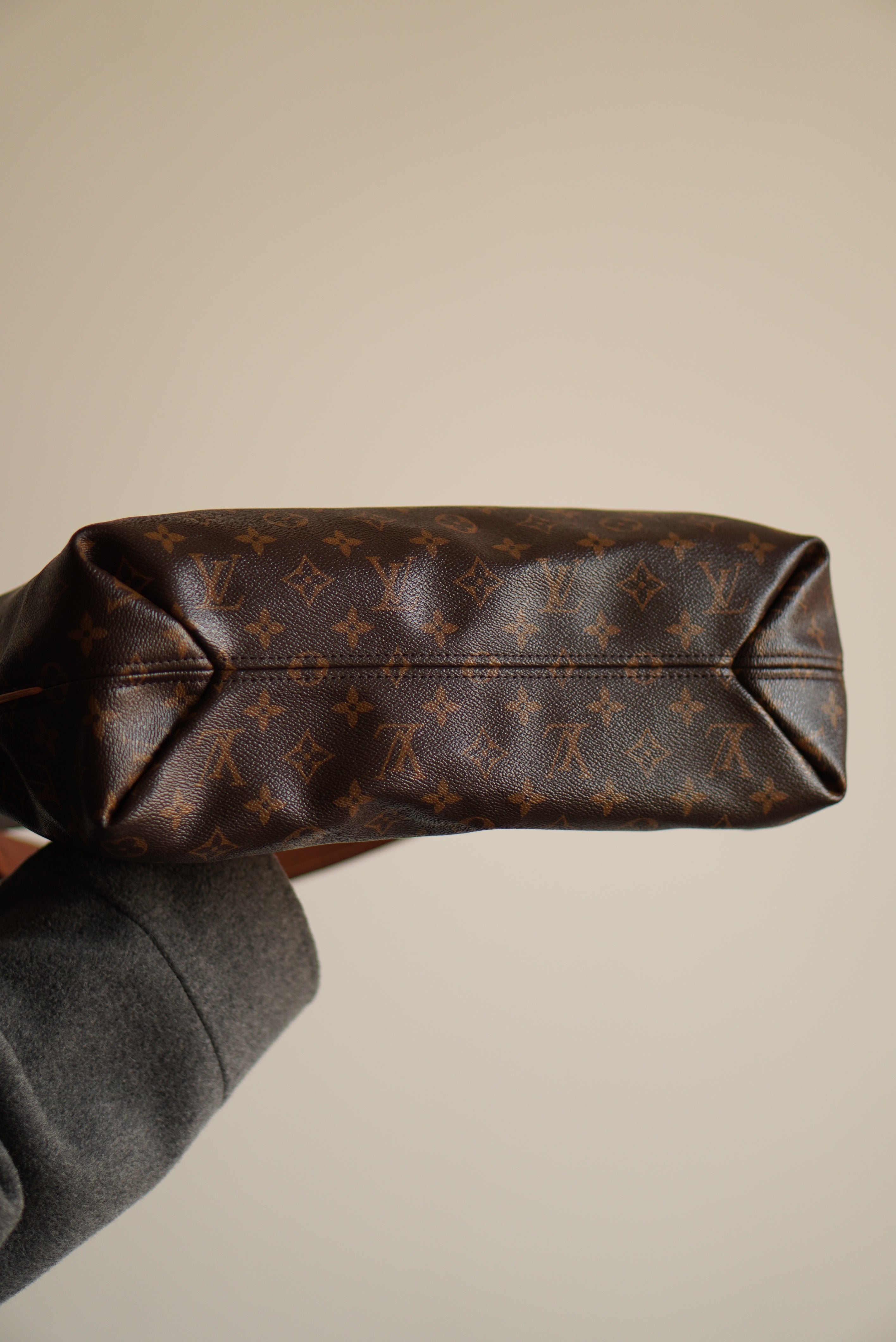LOUIS VUITTON SULLY MM