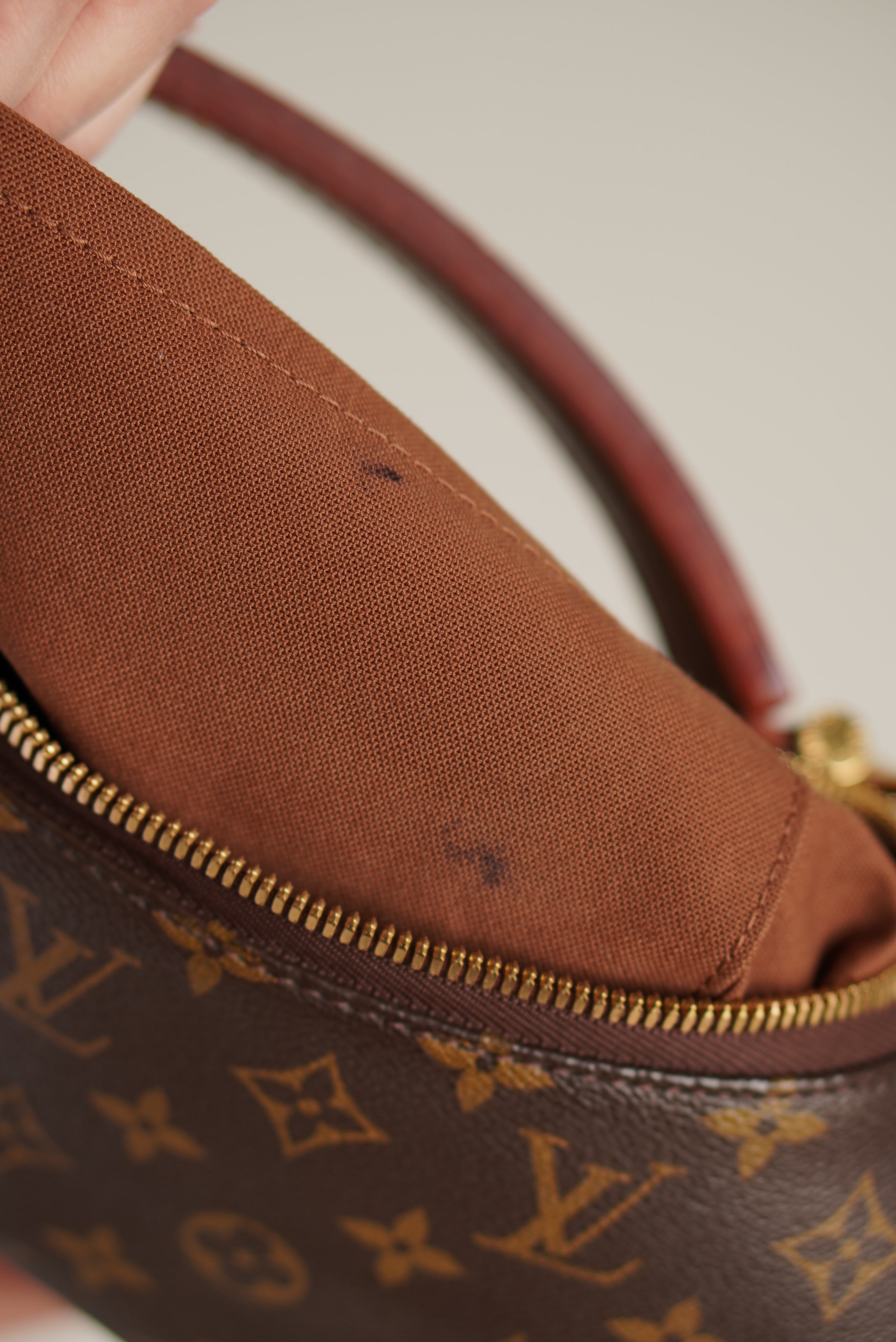 LOUIS VUITTON SULLY PM
