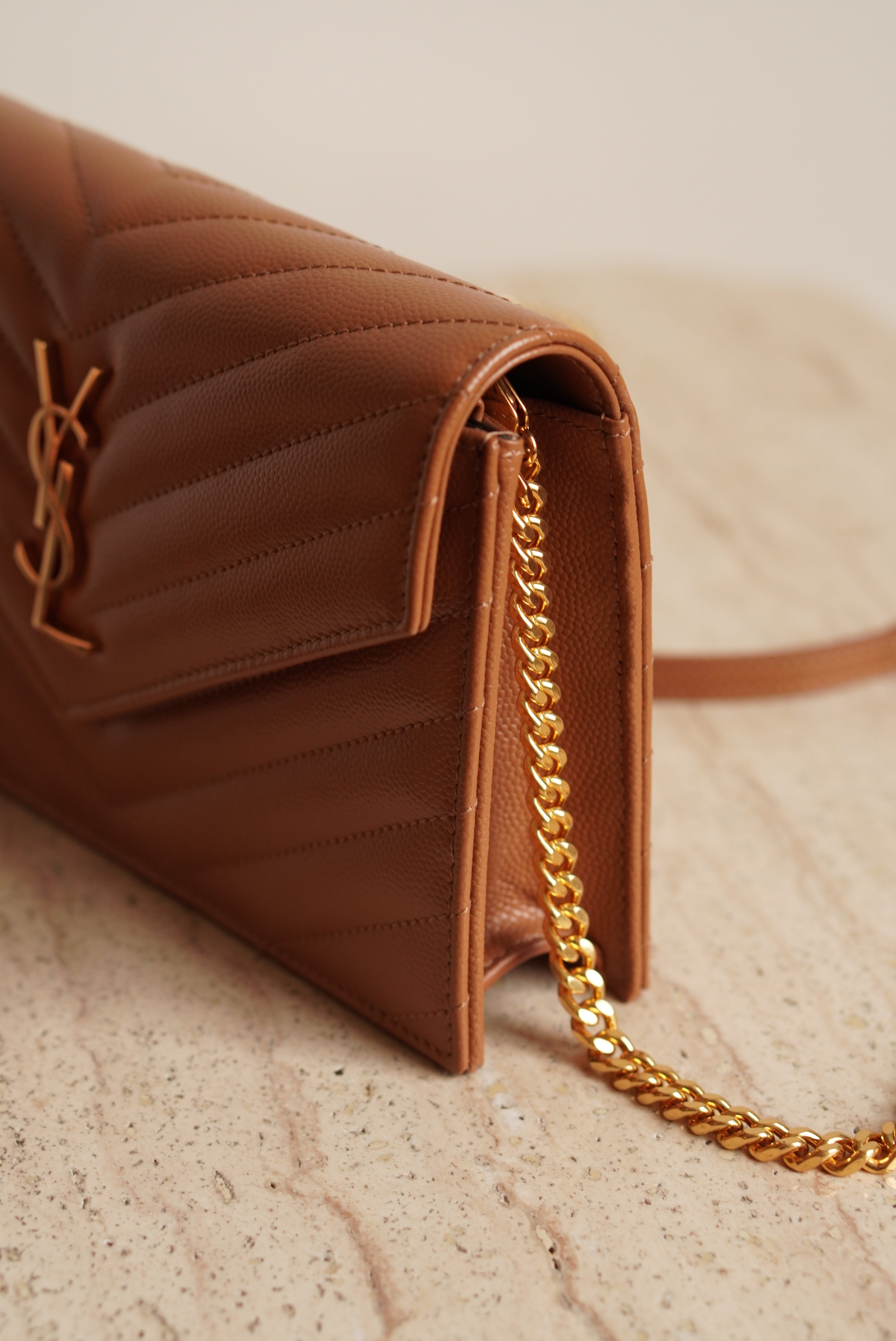 SAINT LAURENT CASSANDRE ENVELOPE CHAIN WALLET