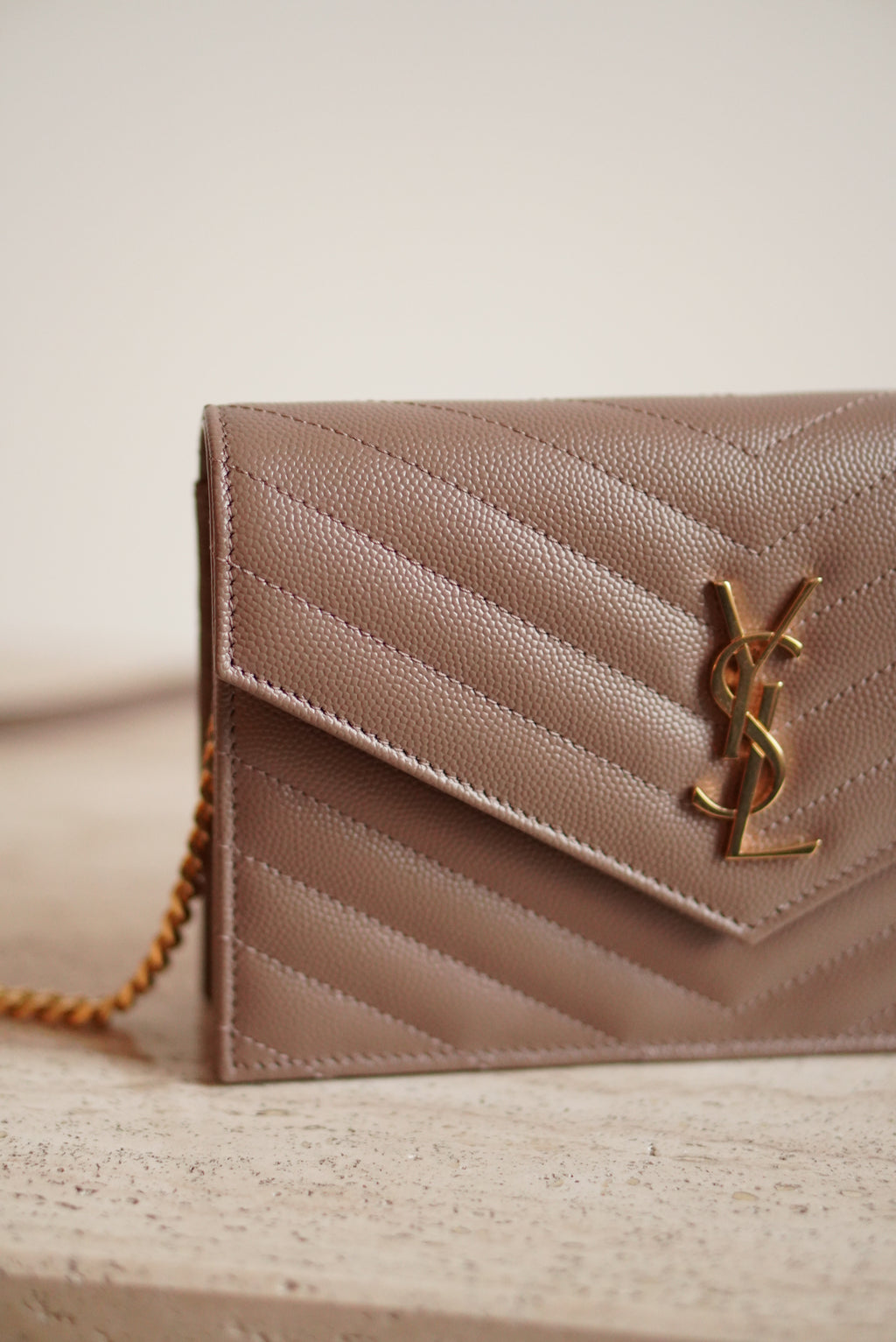 SAINT LAURENT CASSANDRE ENVELOPE CHAIN WALLET