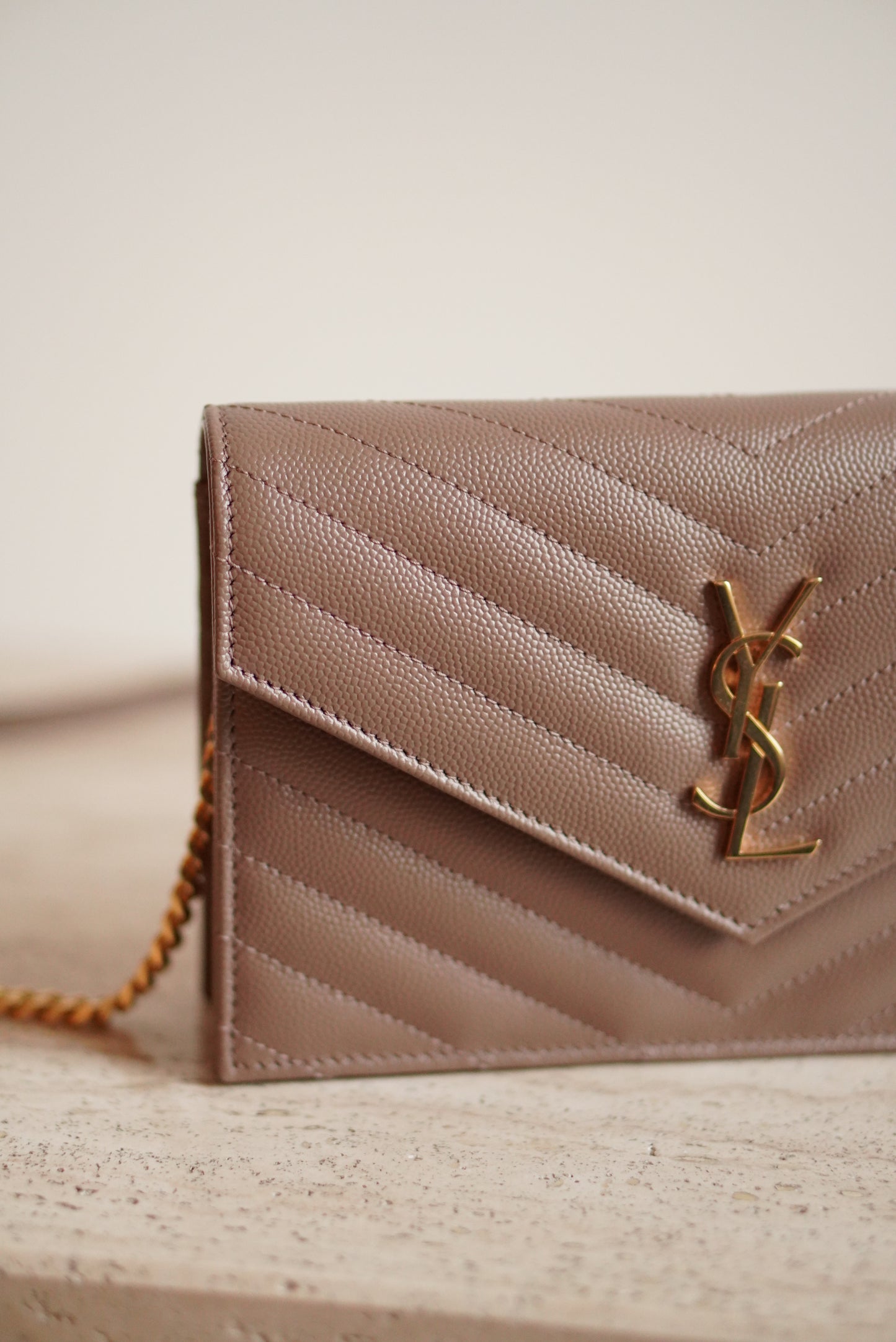 SAINT LAURENT CASSANDRE ENVELOPE CHAIN WALLET