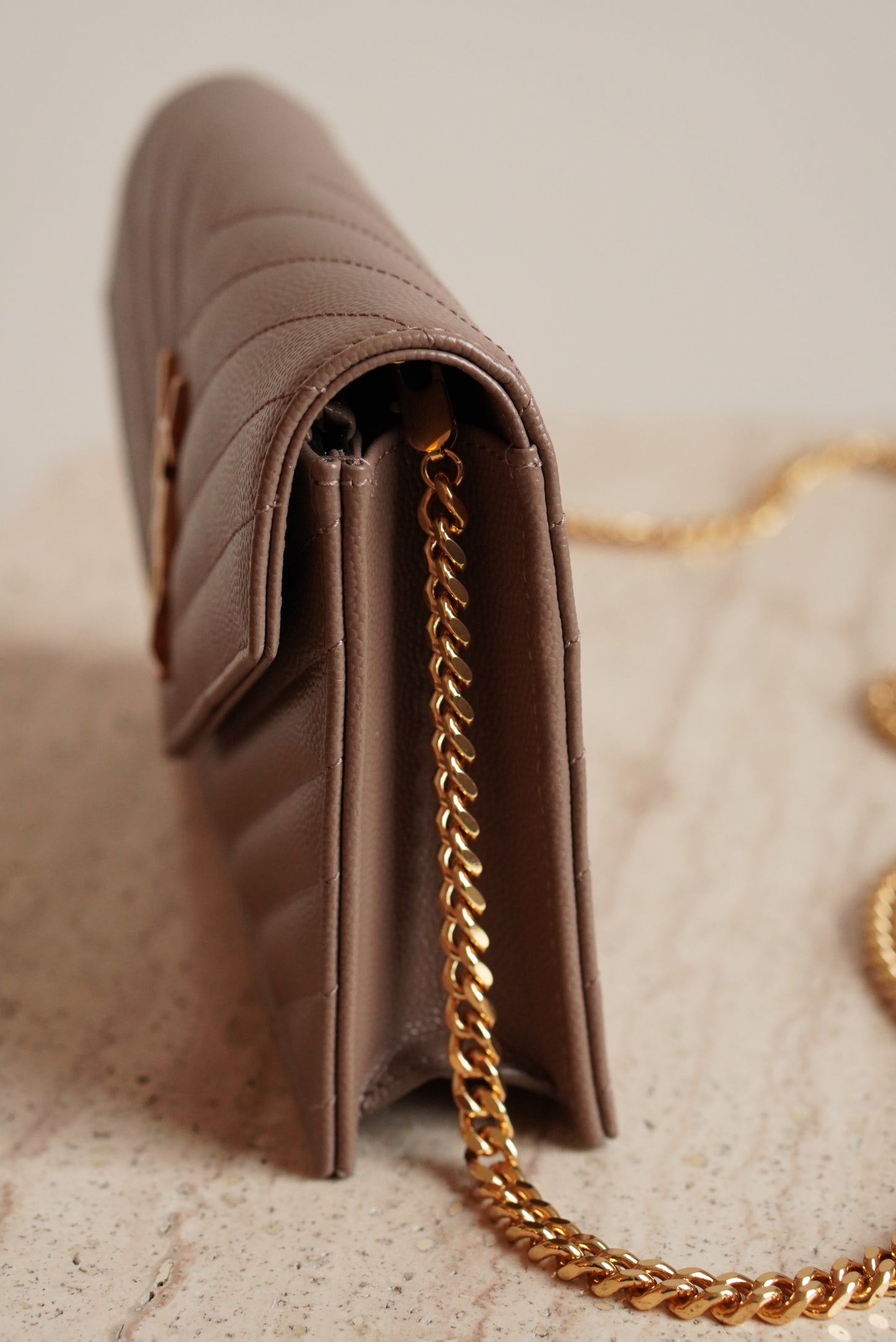SAINT LAURENT CASSANDRE ENVELOPE CHAIN WALLET