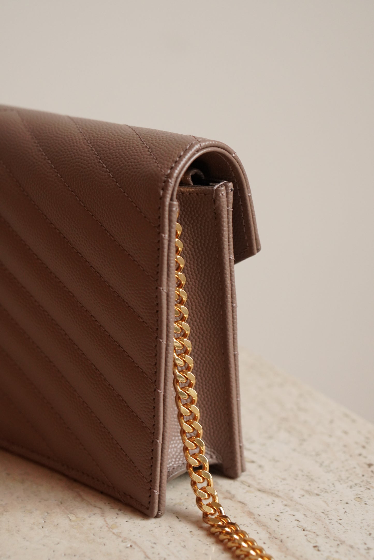 SAINT LAURENT CASSANDRE ENVELOPE CHAIN WALLET