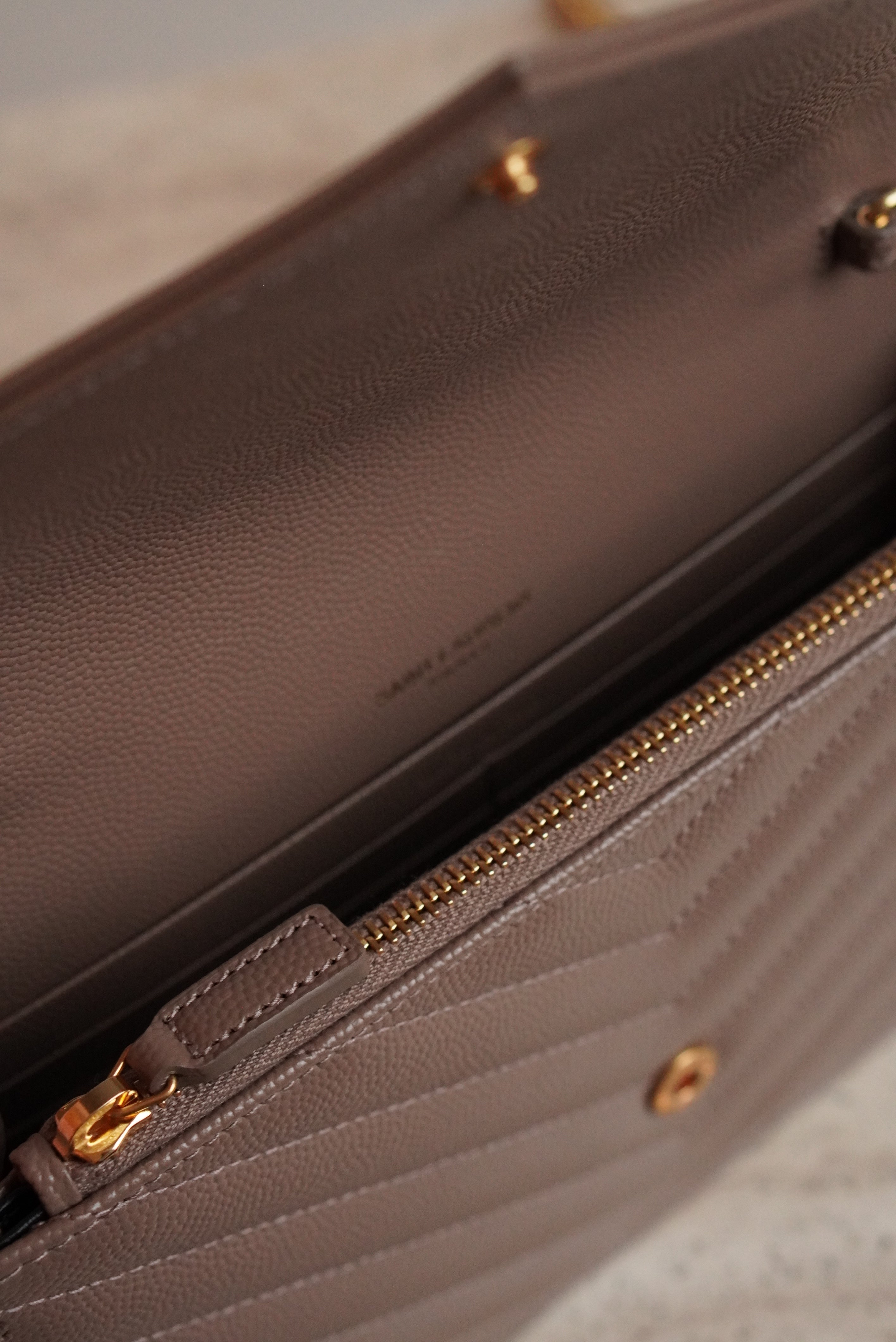 SAINT LAURENT CASSANDRE ENVELOPE CHAIN WALLET