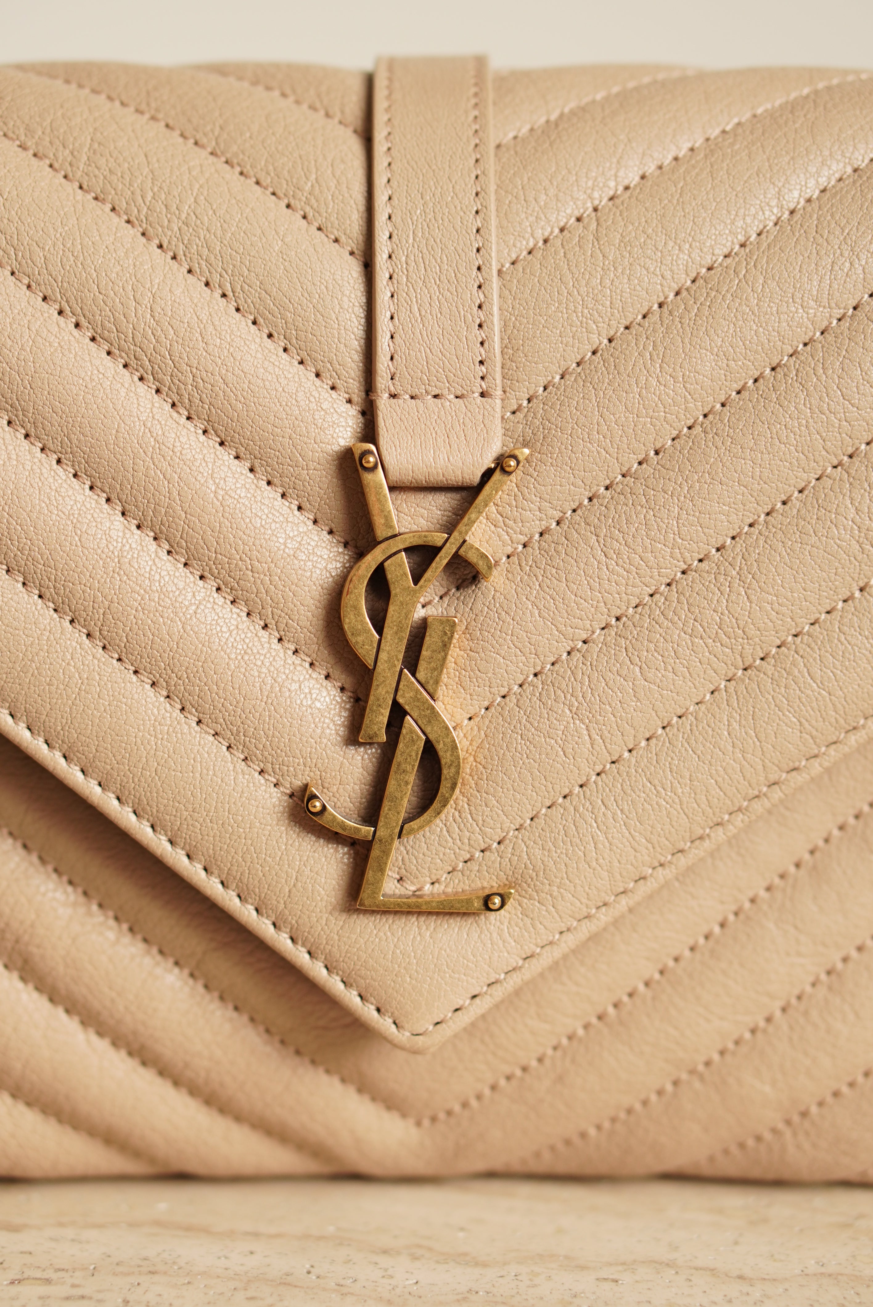 SAINT LAURENT COLLEGE MEDIUM | BEIGE