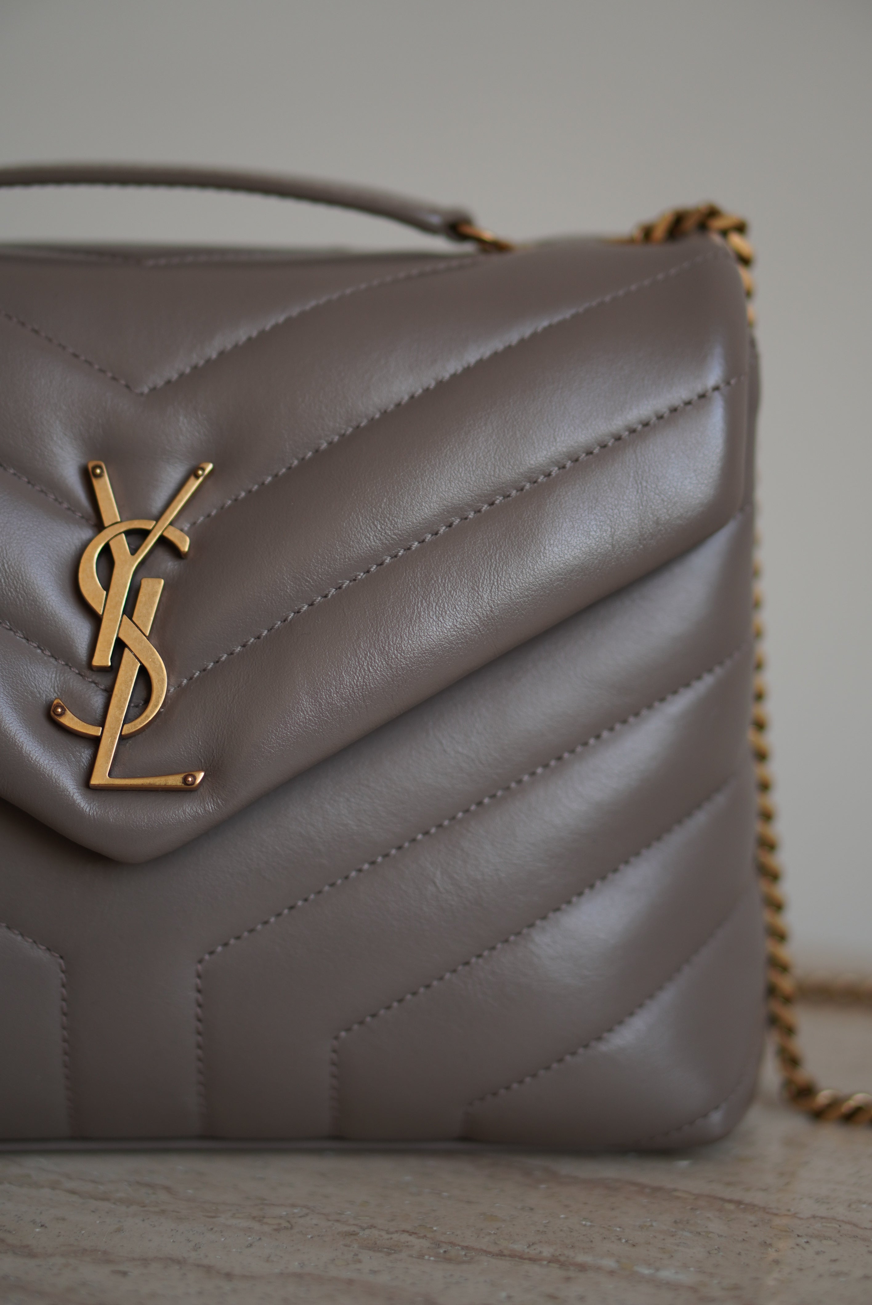 SAINT LAURENT LOULOU SMALL | TAUPE