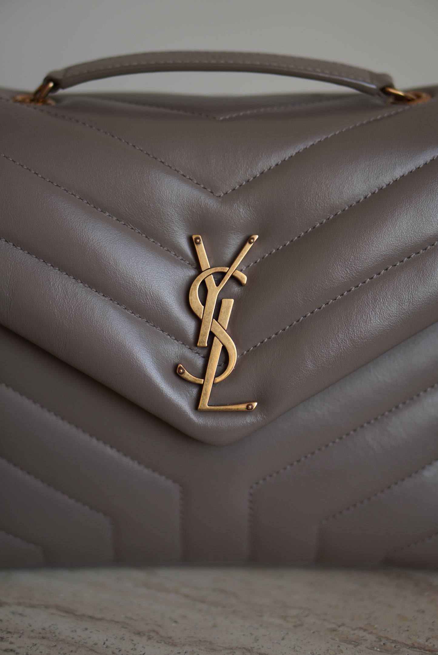 SAINT LAURENT LOULOU SMALL | TAUPE