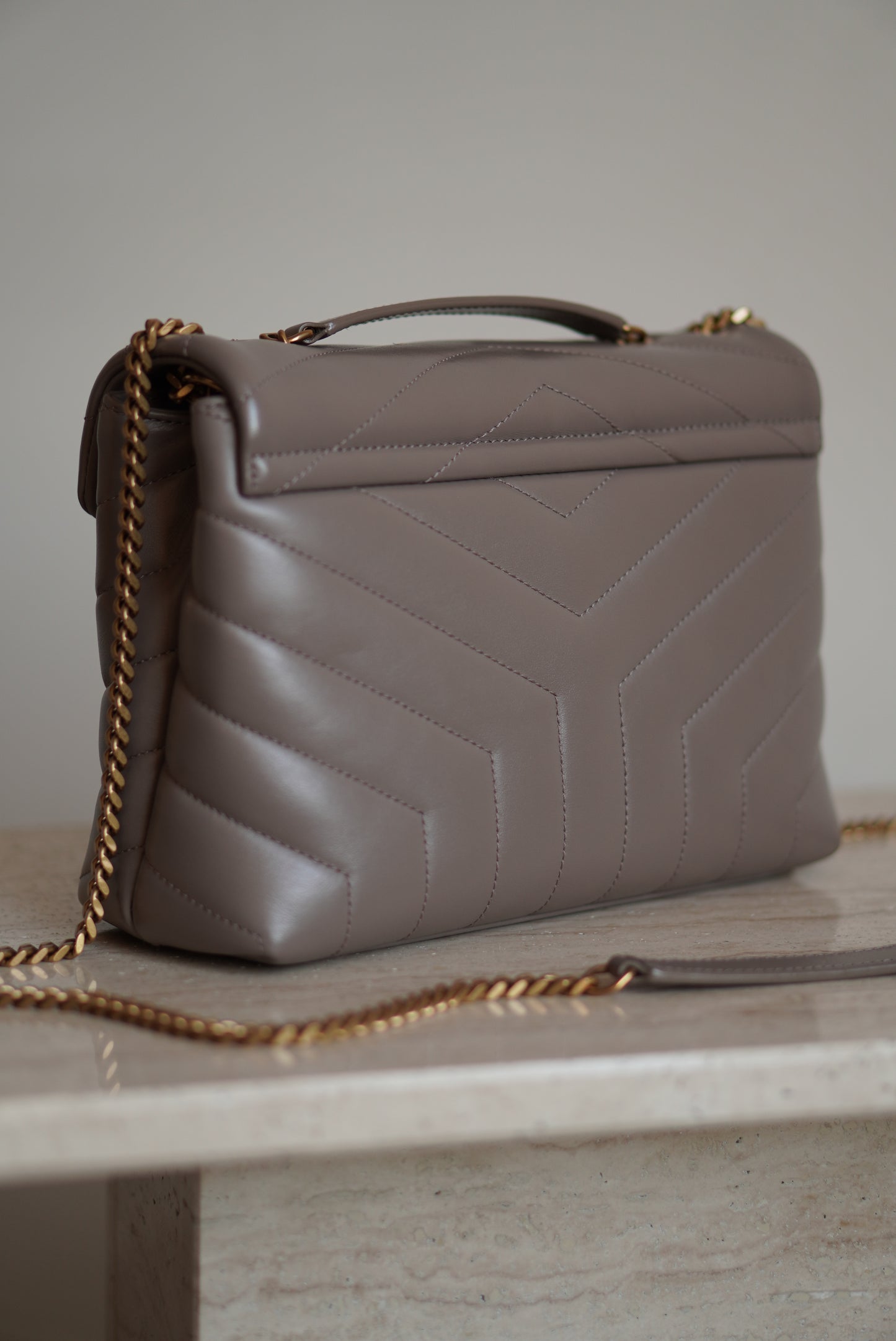 SAINT LAURENT LOULOU SMALL | TAUPE
