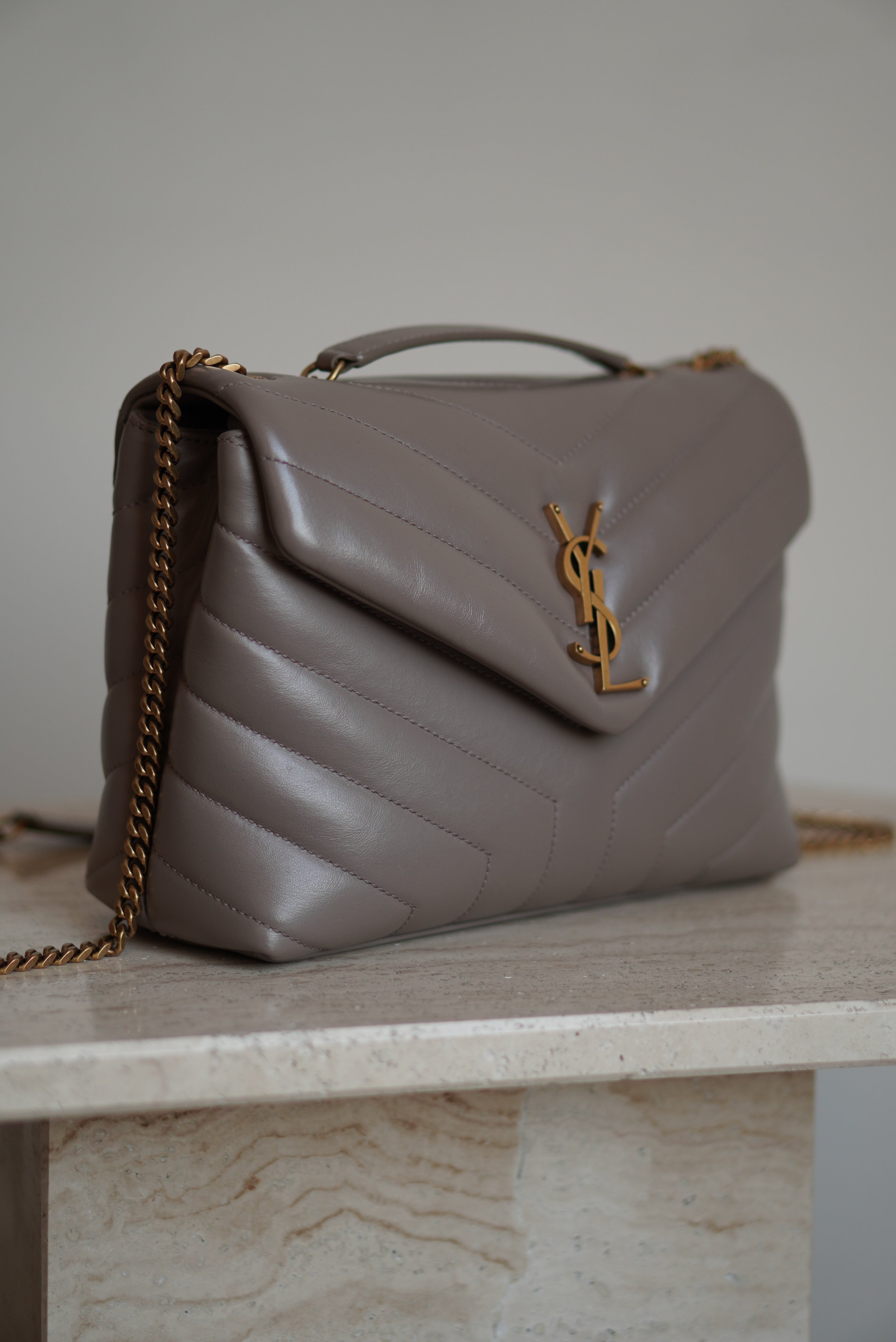 SAINT LAURENT LOULOU SMALL | TAUPE