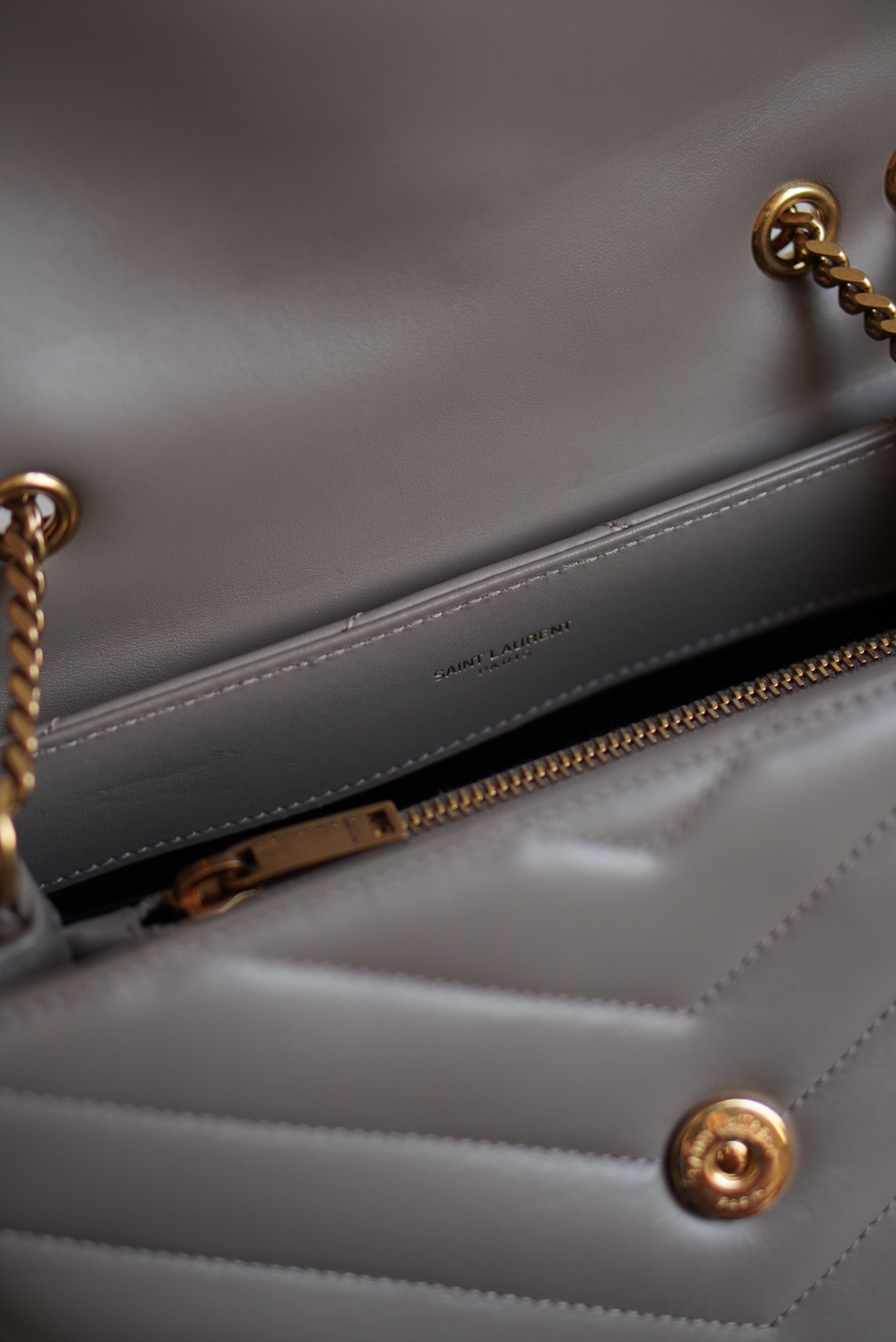 SAINT LAURENT LOULOU SMALL | TAUPE