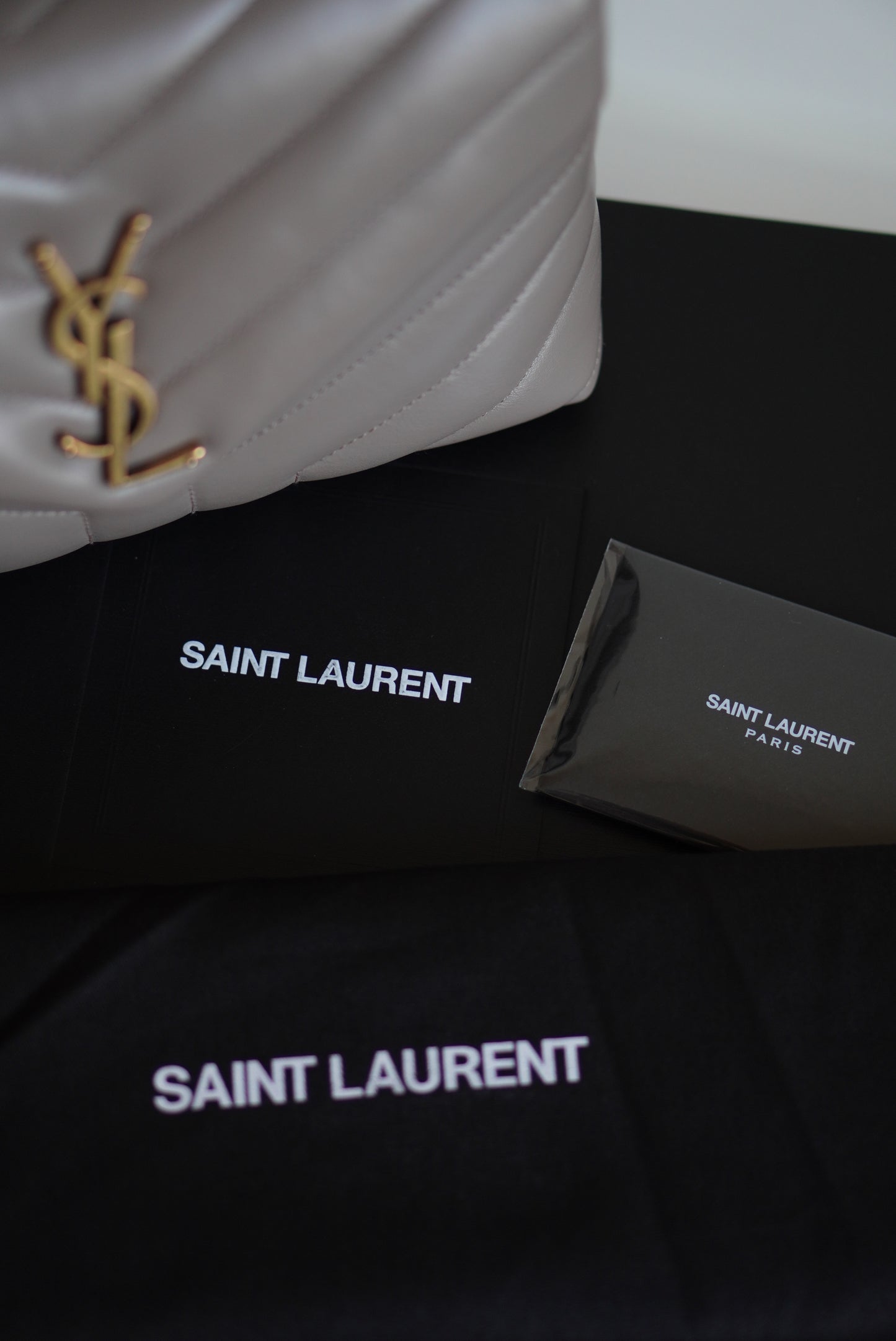 SAINT LAURENT LOULOU SMALL | TAUPE